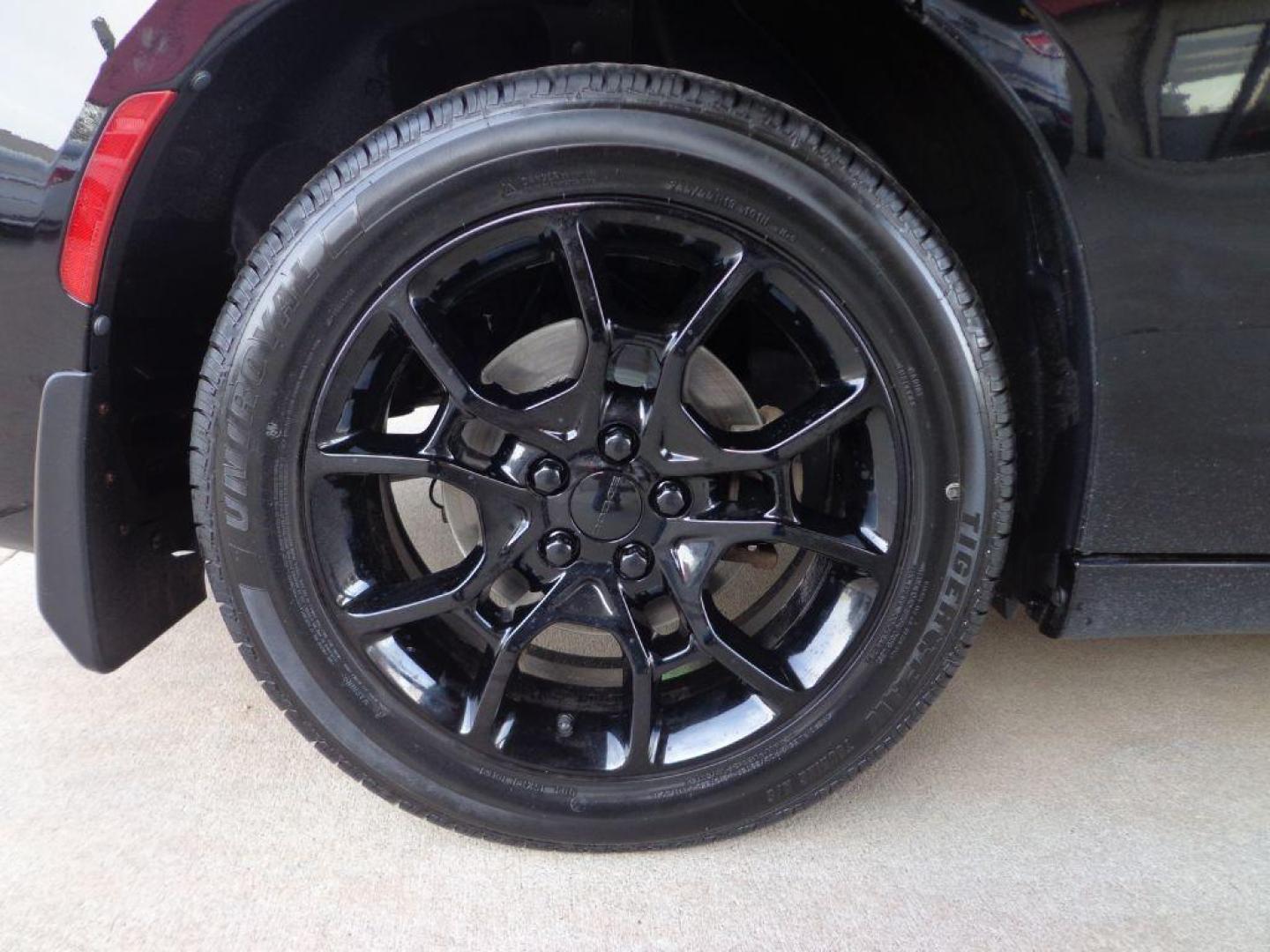 2015 BLACK DODGE CHARGER SXT PLUS (2C3CDXJG7FH) with an 3.6L engine, Automatic transmission, located at 6610 L St., Omaha, NE, 68117, (402) 731-7800, 41.212872, -96.014702 - SHARP SXT PLUS RALLYE WITH A CLEAN CARFAX, LOW MILEAGE, NAV, BACKUP CAM, BEATS AUDIO, HEATED WHEEL, HEATED/COOLED SEATS FRONT SEATS, HEATED REAR SEATS, PARK ASSIST, REMOTE START AND NEWER TIRES! *****We have found that most customers do the majority of their shopping online before visiting a - Photo#9