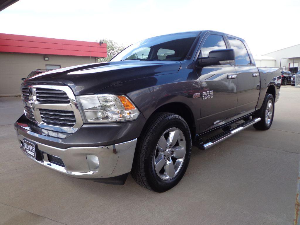 photo of 2015 RAM 1500 SLT