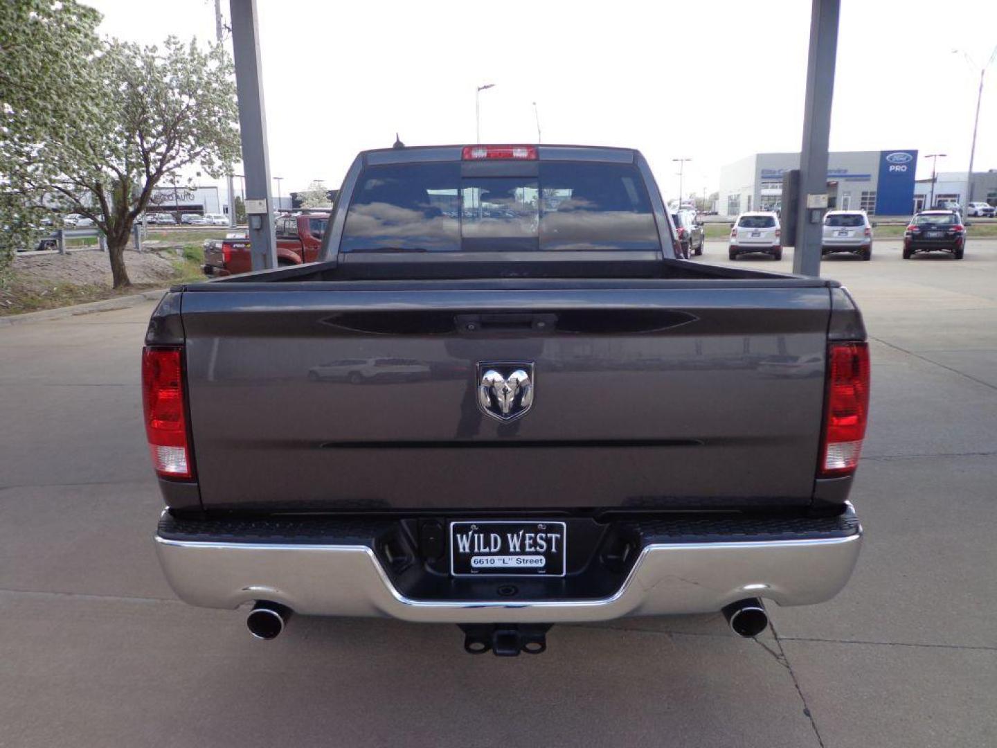 2015 GRAY RAM 1500 SLT (1C6RR7LT8FS) with an 5.7L engine, Automatic transmission, located at 6610 L St., Omaha, NE, 68117, (402) 731-7800, 41.212872, -96.014702 - SHARP SLT WITH A CLEAN CARFAX, LOW MILEAGE, RUST FREE, PREMIUM SOUND AND NEWER TIRES! *****We have found that most customers do the majority of their shopping online before visiting a dealership. For this reason we feel it necessary to have a competitive price on our used vehicles right up fr - Photo#4