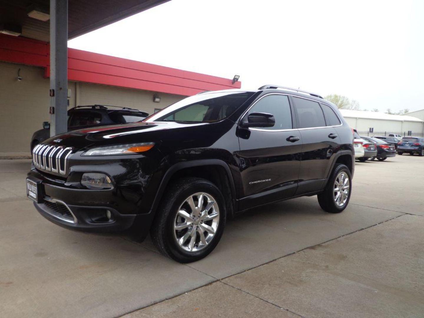 2014 BLACK JEEP CHEROKEE LIMITED (1C4PJMDS0EW) with an 3.2L engine, Automatic transmission, located at 6610 L St., Omaha, NE, 68117, (402) 731-7800, 41.212872, -96.014702 - 2-OWNER, CLEAN CARFAX, PANORAMIC ROOF, HEATED SEATS/ WHEEL, BACKUP CAM *****We have found that most customers do the majority of their shopping online before visiting a dealership. For this reason we feel it necessary to have a competitive price on our used vehicles right up front. We spend tim - Photo#0
