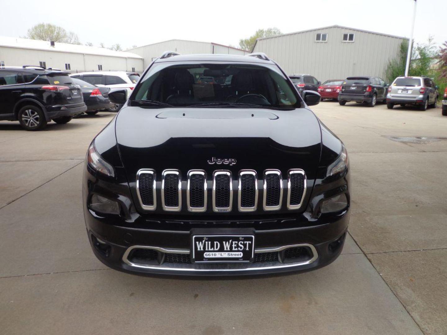 2014 BLACK JEEP CHEROKEE LIMITED (1C4PJMDS0EW) with an 3.2L engine, Automatic transmission, located at 6610 L St., Omaha, NE, 68117, (402) 731-7800, 41.212872, -96.014702 - 2-OWNER, CLEAN CARFAX, PANORAMIC ROOF, HEATED SEATS/ WHEEL, BACKUP CAM *****We have found that most customers do the majority of their shopping online before visiting a dealership. For this reason we feel it necessary to have a competitive price on our used vehicles right up front. We spend tim - Photo#1