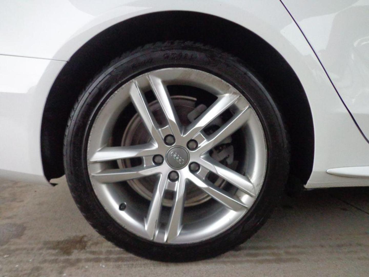 2016 WHITE AUDI A4 PREMIUM S-LINE (WAUBFAFL3GN) with an 2.0L engine, Automatic transmission, located at 6610 L St., Omaha, NE, 68117, (402) 731-7800, 41.212872, -96.014702 - LOW MILE S-LINE PACKAGE WITH TECHNOLOGY PACKAGE AND NEWER TIRES! *****We have found that most customers do the majority of their shopping online before visiting a dealership. For this reason we feel it necessary to have a competitive price on our used vehicles right up front. We spend time re - Photo#9