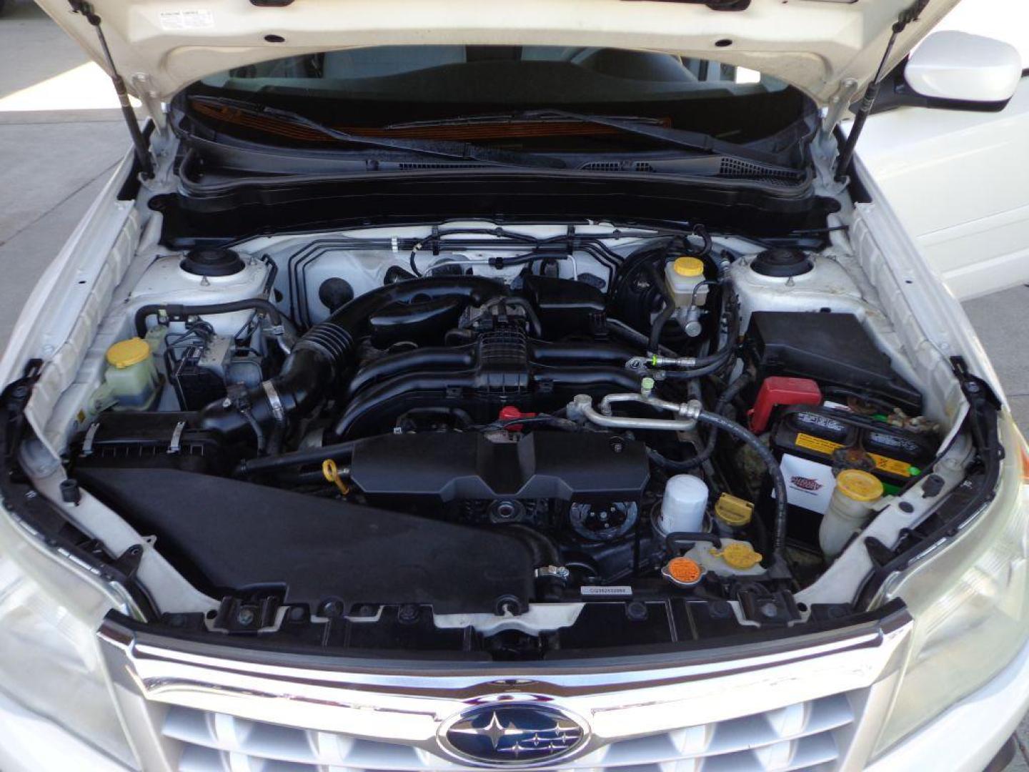 2012 WHITE SUBARU FORESTER 2.5X PREMIUM (JF2SHADC2CH) with an 2.5L engine, Automatic transmission, located at 6610 L St., Omaha, NE, 68117, (402) 731-7800, 41.212872, -96.014702 - 2-OWNER, CLEAN CARFAX, LOW MILEAGE, RUST FREE, SUNROOF, HEATED SEATS AND NEWER TIRES! *****We have found that most customers do the majority of their shopping online before visiting a dealership. For this reason we feel it necessary to have a competitive price on our used vehicles right up fron - Photo#11