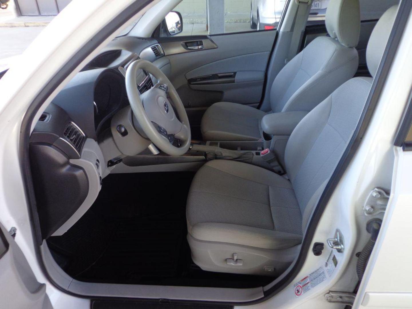2012 WHITE SUBARU FORESTER 2.5X PREMIUM (JF2SHADC2CH) with an 2.5L engine, Automatic transmission, located at 6610 L St., Omaha, NE, 68117, (402) 731-7800, 41.212872, -96.014702 - 2-OWNER, CLEAN CARFAX, LOW MILEAGE, RUST FREE, SUNROOF, HEATED SEATS AND NEWER TIRES! *****We have found that most customers do the majority of their shopping online before visiting a dealership. For this reason we feel it necessary to have a competitive price on our used vehicles right up fron - Photo#12