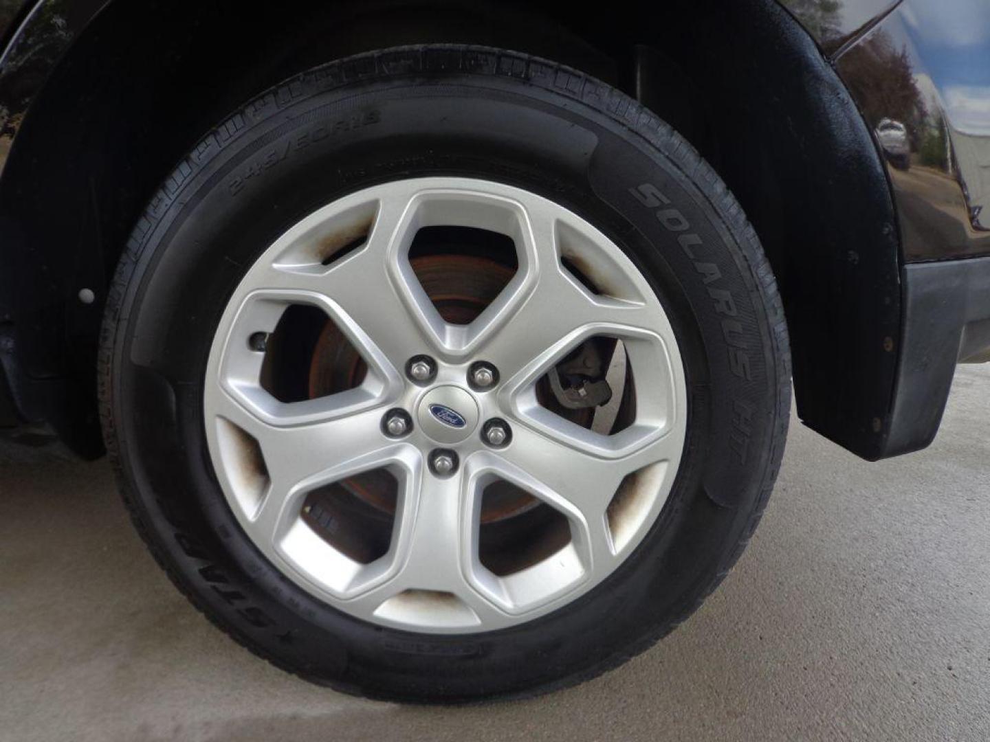 2013 BROWN FORD EDGE SEL (2FMDK4JC8DB) with an 3.5L engine, Automatic transmission, located at 6610 L St., Omaha, NE, 68117, (402) 731-7800, 41.212872, -96.014702 - CLEAN CARFAX, LOW MILEAGE, PANORAMIC SUNROOF, HEATED LEATHER AND NEWER TIRES! *****We have found that most customers do the majority of their shopping online before visiting a dealership. For this reason we feel it necessary to have a competitive price on our used vehicles right up front. We sp - Photo#9