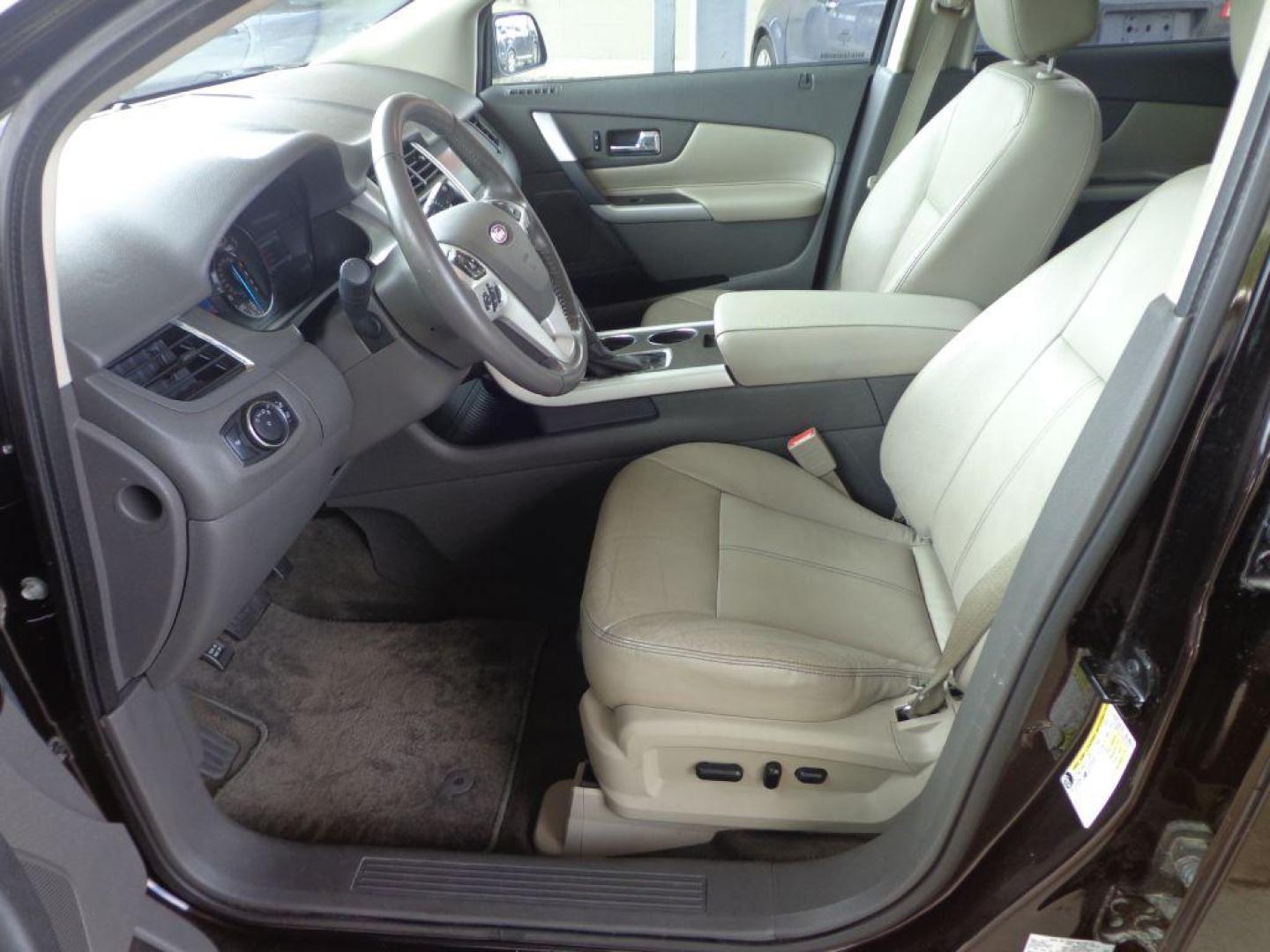 2013 BROWN FORD EDGE SEL (2FMDK4JC8DB) with an 3.5L engine, Automatic transmission, located at 6610 L St., Omaha, NE, 68117, (402) 731-7800, 41.212872, -96.014702 - CLEAN CARFAX, LOW MILEAGE, PANORAMIC SUNROOF, HEATED LEATHER AND NEWER TIRES! *****We have found that most customers do the majority of their shopping online before visiting a dealership. For this reason we feel it necessary to have a competitive price on our used vehicles right up front. We sp - Photo#11