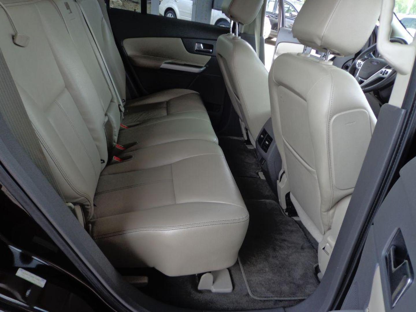 2013 BROWN FORD EDGE SEL (2FMDK4JC8DB) with an 3.5L engine, Automatic transmission, located at 6610 L St., Omaha, NE, 68117, (402) 731-7800, 41.212872, -96.014702 - CLEAN CARFAX, LOW MILEAGE, PANORAMIC SUNROOF, HEATED LEATHER AND NEWER TIRES! *****We have found that most customers do the majority of their shopping online before visiting a dealership. For this reason we feel it necessary to have a competitive price on our used vehicles right up front. We sp - Photo#17