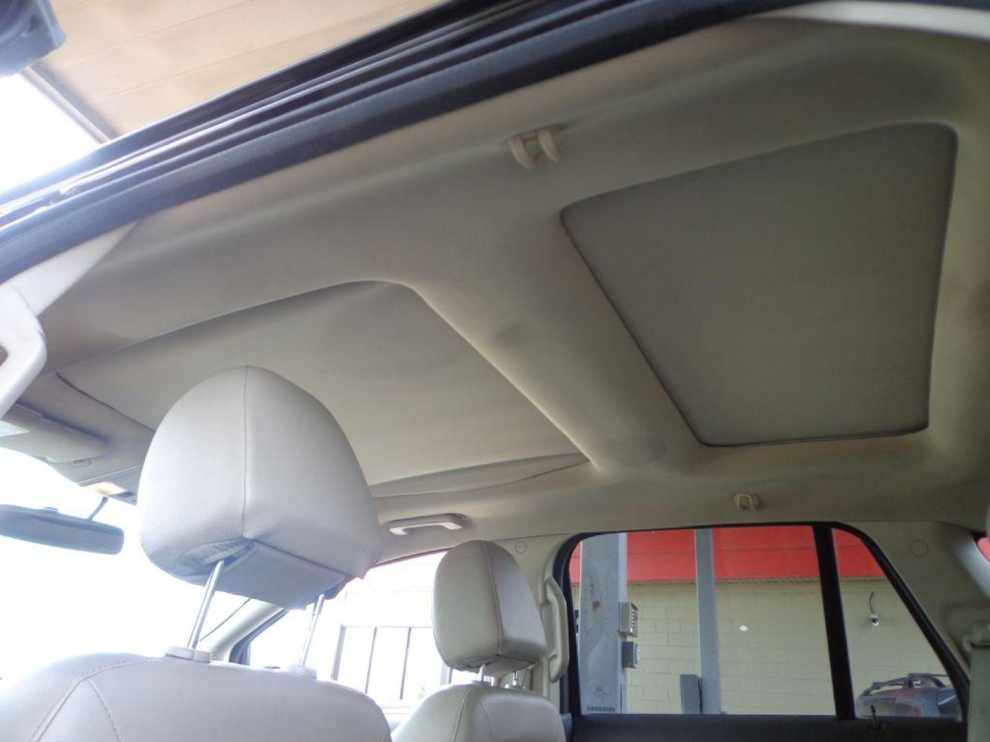 2013 BROWN FORD EDGE SEL (2FMDK4JC8DB) with an 3.5L engine, Automatic transmission, located at 6610 L St., Omaha, NE, 68117, (402) 731-7800, 41.212872, -96.014702 - CLEAN CARFAX, LOW MILEAGE, PANORAMIC SUNROOF, HEATED LEATHER AND NEWER TIRES! *****We have found that most customers do the majority of their shopping online before visiting a dealership. For this reason we feel it necessary to have a competitive price on our used vehicles right up front. We sp - Photo#19