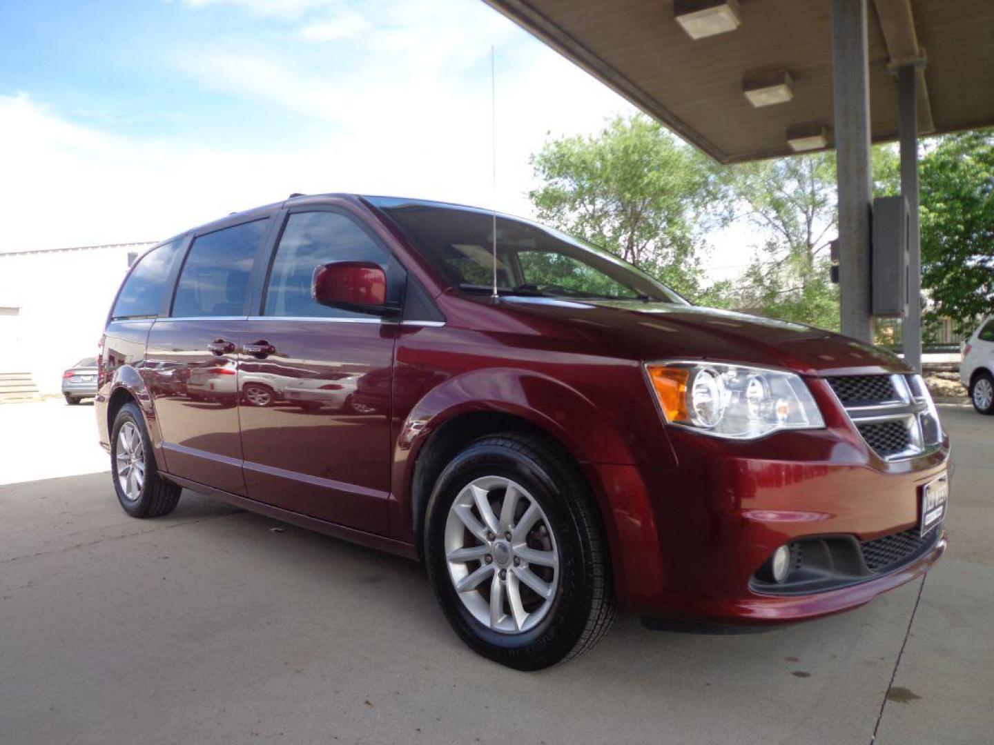2019 MAROON DODGE GRAND CARAVAN SXT (2C4RDGCG7KR) with an 3.6L engine, Automatic transmission, located at 6610 L St., Omaha, NE, 68117, (402) 731-7800, 41.212872, -96.014702 - 2-OWNER, CLEAN CARFAX WITH REAR AIR, BACKUP CAM AND NEWER TIRES! *****We have found that most customers do the majority of their shopping online before visiting a dealership. For this reason we feel it necessary to have a competitive price on our used vehicles right up front. We spend time re - Photo#2