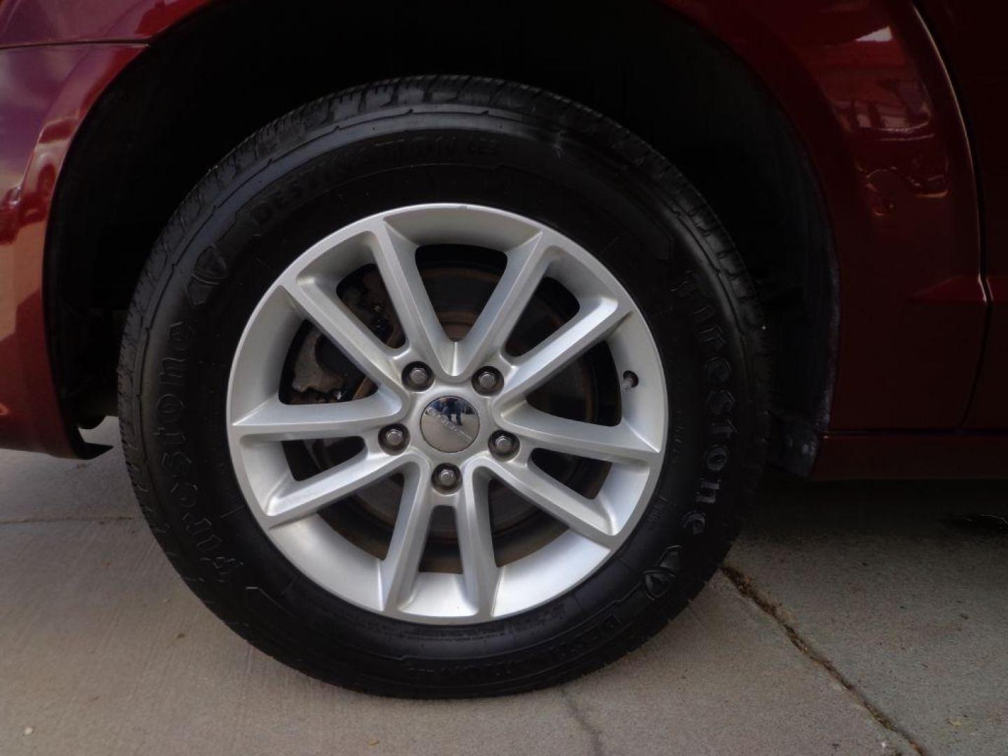 2019 MAROON DODGE GRAND CARAVAN SXT (2C4RDGCG7KR) with an 3.6L engine, Automatic transmission, located at 6610 L St., Omaha, NE, 68117, (402) 731-7800, 41.212872, -96.014702 - 2-OWNER, CLEAN CARFAX WITH REAR AIR, BACKUP CAM AND NEWER TIRES! *****We have found that most customers do the majority of their shopping online before visiting a dealership. For this reason we feel it necessary to have a competitive price on our used vehicles right up front. We spend time re - Photo#9