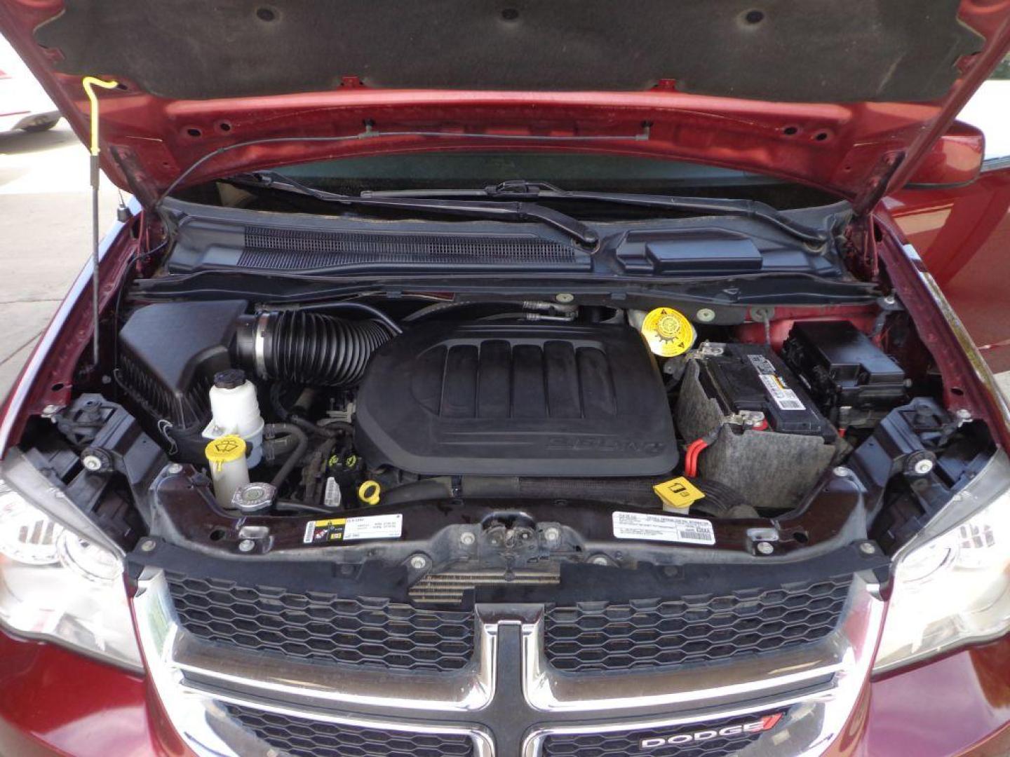 2019 MAROON DODGE GRAND CARAVAN SXT (2C4RDGCG7KR) with an 3.6L engine, Automatic transmission, located at 6610 L St., Omaha, NE, 68117, (402) 731-7800, 41.212872, -96.014702 - 2-OWNER, CLEAN CARFAX WITH REAR AIR, BACKUP CAM AND NEWER TIRES! *****We have found that most customers do the majority of their shopping online before visiting a dealership. For this reason we feel it necessary to have a competitive price on our used vehicles right up front. We spend time re - Photo#11