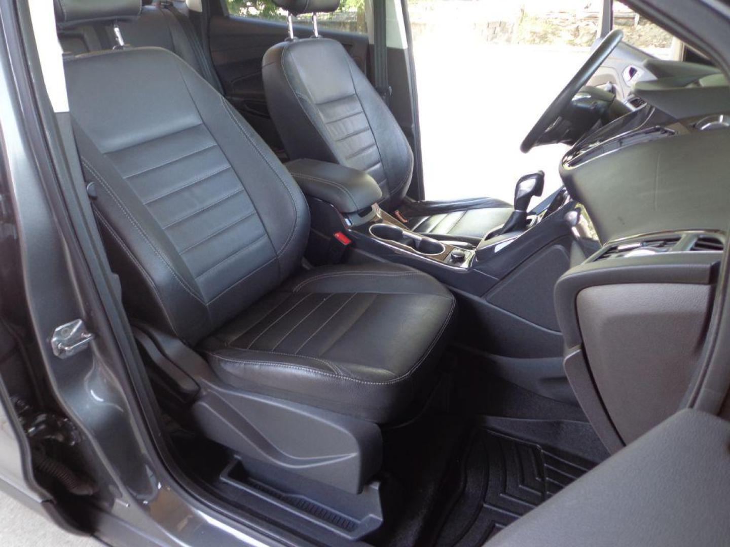 2014 GRAY FORD ESCAPE TITANIUM (1FMCU9J95EU) with an 2.0L engine, Automatic transmission, located at 6610 L St., Omaha, NE, 68117, (402) 731-7800, 41.212872, -96.014702 - 2-OWNER, CLEAN CAREFAX, LOW MILES, PANORAMIC ROOF, NAV, BACKUP CAM, REMOTE START AND NEWER TIRES! *****We have found that most customers do the majority of their shopping online before visiting a dealership. For this reason we feel it necessary to have a competitive price on our used vehicles - Photo#16
