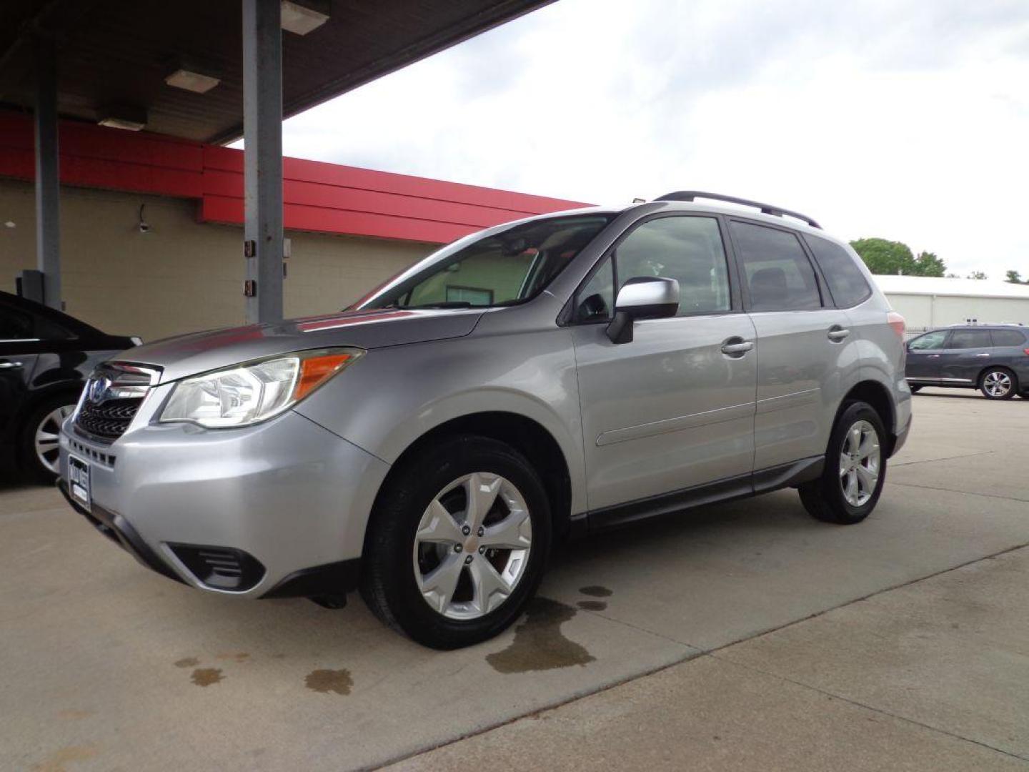 2014 SILVER SUBARU FORESTER 2.5I PREMIUM (JF2SJAEC3EH) with an 2.5L engine, Continuously Variable transmission, located at 6610 L St., Omaha, NE, 68117, (402) 731-7800, 41.212872, -96.014702 - 2-OWNER, CLEAN CARFAX, LOW MILEAGE, SUNROOF, HEATED SEATS, BACKUP CAM AND NEWER TIRES! *****We have found that most customers do the majority of their shopping online before visiting a dealership. For this reason we feel it necessary to have a competitive price on our used vehicles right up - Photo#0