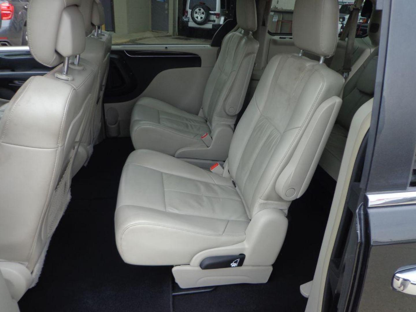 2015 BLACK CHRYSLER TOWN and COUNTRY LIMITED PLATINUM (2C4RC1GG3FR) with an 3.6L engine, Automatic transmission, located at 6610 L St., Omaha, NE, 68117, (402) 731-7800, 41.212872, -96.014702 - 2- OWNER, CLEAN CARFAX, LOW MILEAGE, LOADED WITH DUAL SCREEN REAR ENTERTAINMENT, SUNROOF, NAV, BACKUP CAM AND NEWER TIRES. *****We have found that most customers do the majority of their shopping online before visiting a dealership. For this reason we feel it necessary to have a competitive pr - Photo#20