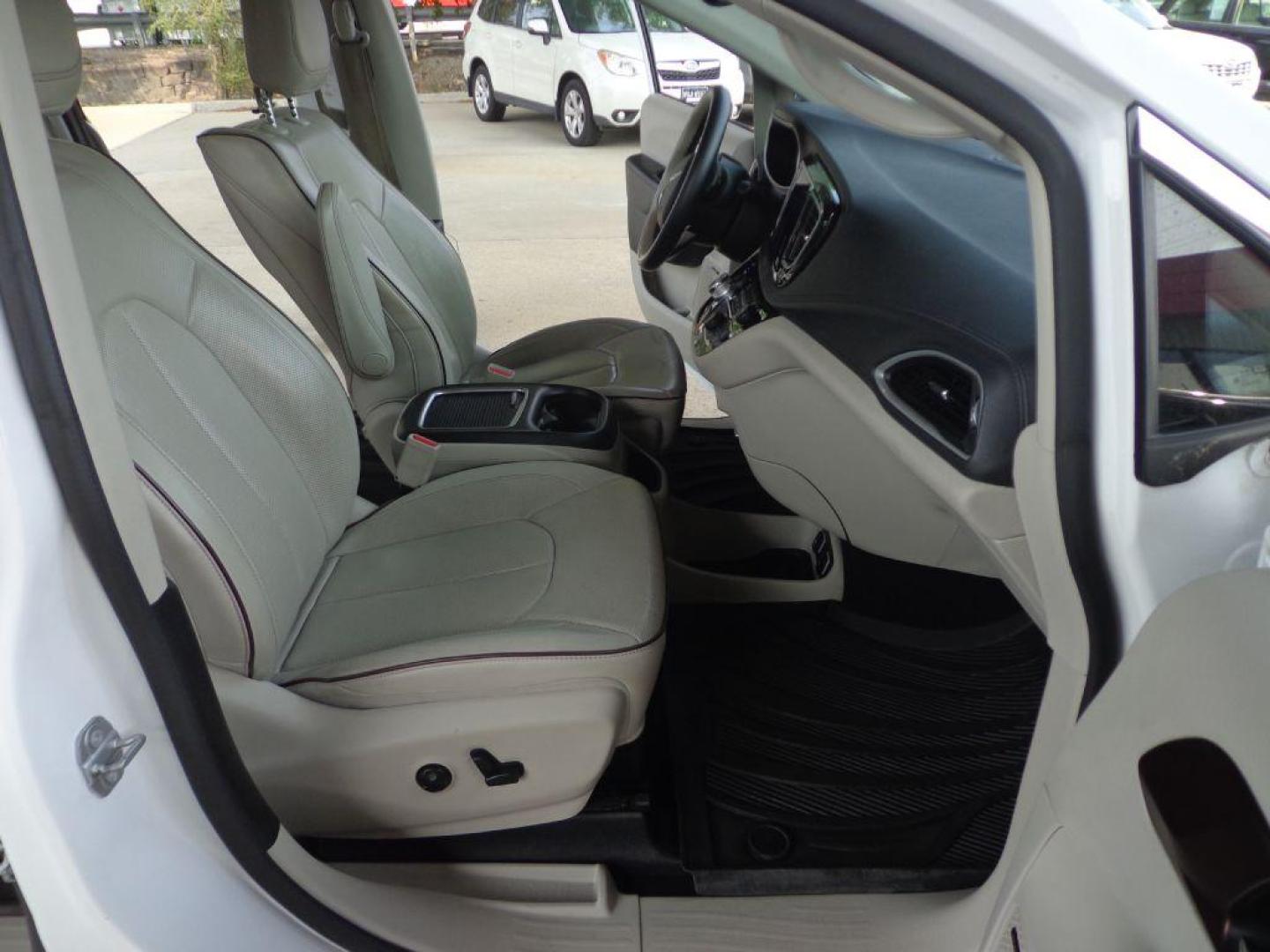 2017 WHITE CHRYSLER PACIFICA LIMITED (2C4RC1GG4HR) with an 3.6L engine, Automatic transmission, located at 6610 L St., Omaha, NE, 68117, (402) 731-7800, 41.212872, -96.014702 - 1-OWNER, CLEAN CARFAX, LOW MILEAGE, PANORAMIC ROOF, REAR ENTERTAINMENT, PREMIUM AUDIO, BLIND SPOT, PARK SENCE, COOLED FRONT SEATS, NEWER TIRES AND MUCH MORE! *****We have found that most customers do the majority of their shopping online before visiting a dealership. For this reason we feel it - Photo#15