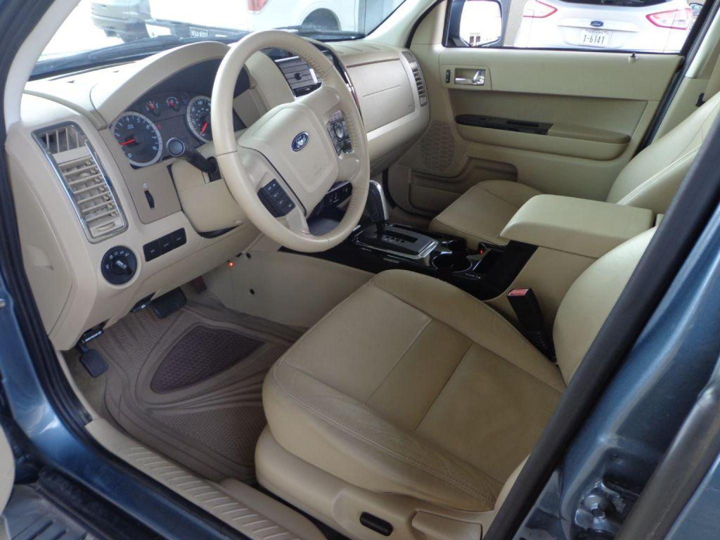 2012 BLUE FORD ESCAPE LIMITED (1FMCU9E75CK) with an 2.5L engine, Automatic transmission, located at 6610 L St., Omaha, NE, 68117, (402) 731-7800, 41.212872, -96.014702 - 1-OWNER, CLEAN CARFAX, LOW MILEAGE, SUNROOF, BACKUP CAM AND NEWER TIRES! *****We have found that most customers do the majority of their shopping online before visiting a dealership. For this reason we feel it necessary to have a competitive price on our used vehicles right up front. We spend - Photo#14