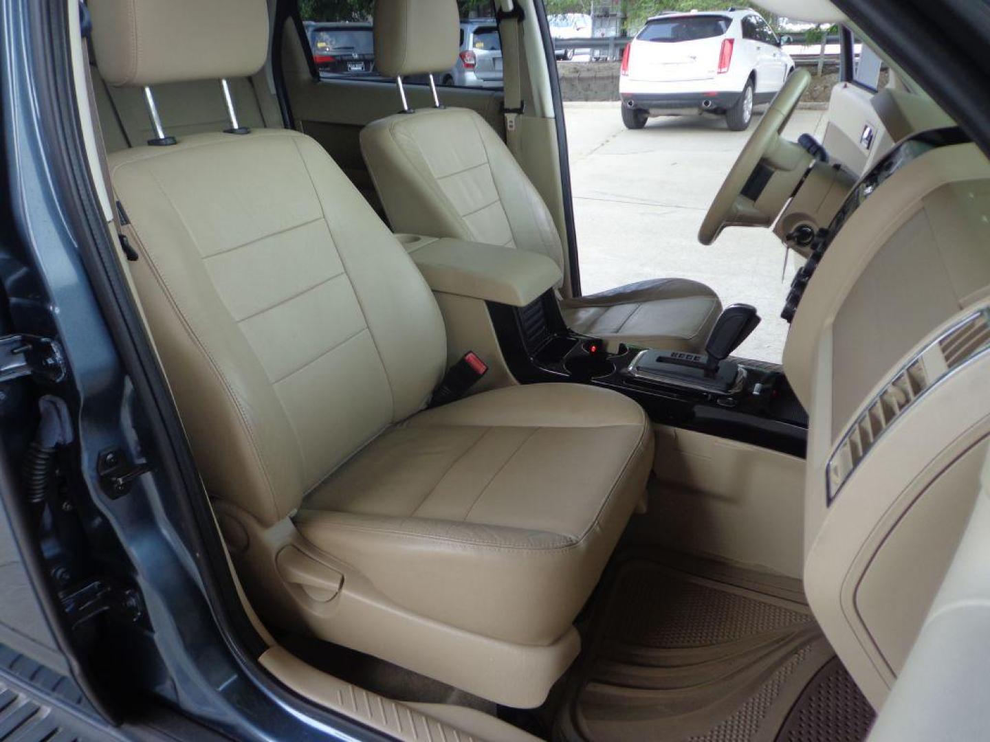 2012 BLUE FORD ESCAPE LIMITED (1FMCU9E75CK) with an 2.5L engine, Automatic transmission, located at 6610 L St., Omaha, NE, 68117, (402) 731-7800, 41.212872, -96.014702 - 1-OWNER, CLEAN CARFAX, LOW MILEAGE, SUNROOF, BACKUP CAM AND NEWER TIRES! *****We have found that most customers do the majority of their shopping online before visiting a dealership. For this reason we feel it necessary to have a competitive price on our used vehicles right up front. We spend - Photo#16