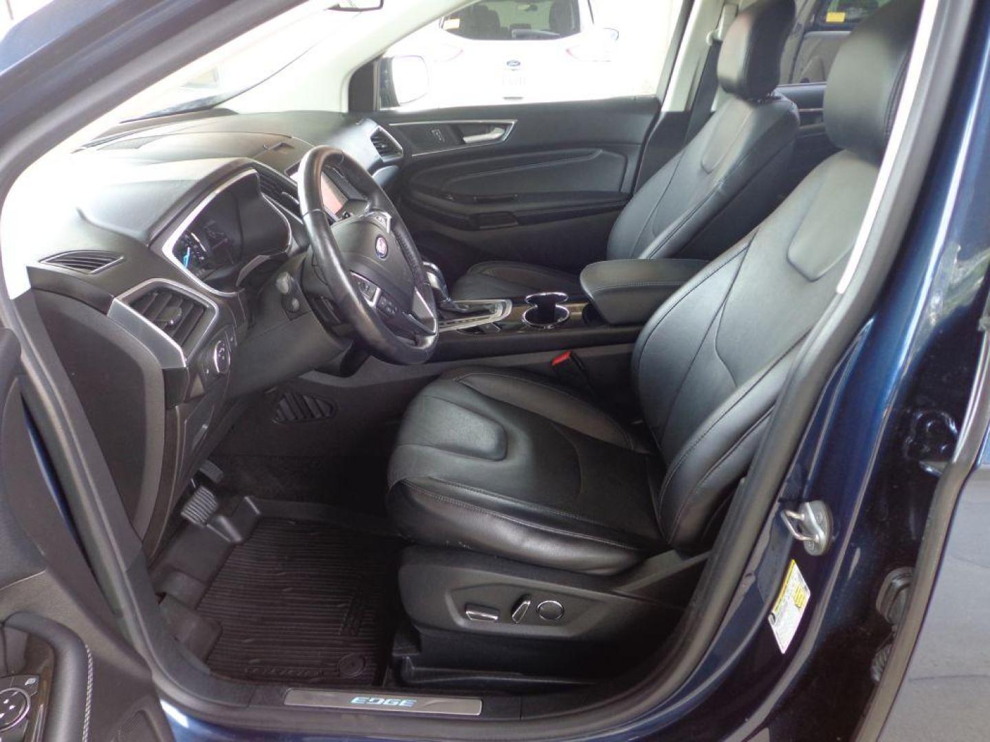 2017 BLUE FORD EDGE TITANIUM (2FMPK4K9XHB) with an 2.0L engine, Automatic transmission, located at 6610 L St., Omaha, NE, 68117, (402) 731-7800, 41.212872, -96.014702 - SHARP TITANIUM MODEL WITH A CLEAN CARFAX, LOW MILEAGE, PANORAMIC ROOF, HEATED/COOLED SEATS, HEATED STEERING WHEEL, NAV, BACKUP CAM, ADAPTIVE CRUISE, BLIND SPOT ASSIST AND A NICE SET OF MICHELINS. *****We have found that most customers do the majority of their shopping online before visiting a - Photo#12