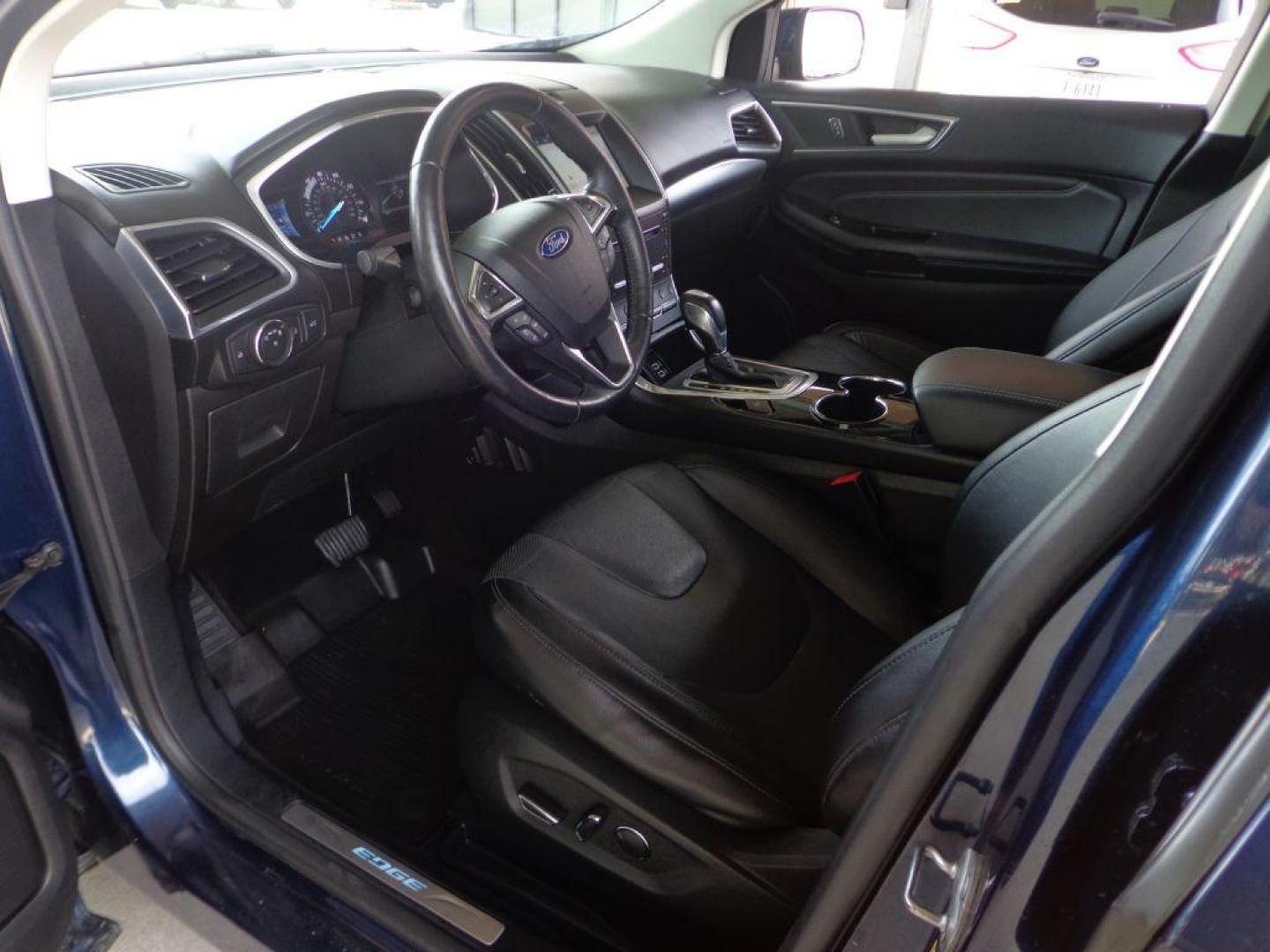 2017 BLUE FORD EDGE TITANIUM (2FMPK4K9XHB) with an 2.0L engine, Automatic transmission, located at 6610 L St., Omaha, NE, 68117, (402) 731-7800, 41.212872, -96.014702 - SHARP TITANIUM MODEL WITH A CLEAN CARFAX, LOW MILEAGE, PANORAMIC ROOF, HEATED/COOLED SEATS, HEATED STEERING WHEEL, NAV, BACKUP CAM, ADAPTIVE CRUISE, BLIND SPOT ASSIST AND A NICE SET OF MICHELINS. *****We have found that most customers do the majority of their shopping online before visiting a - Photo#14