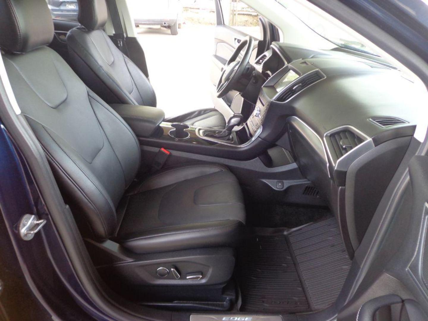2017 BLUE FORD EDGE TITANIUM (2FMPK4K9XHB) with an 2.0L engine, Automatic transmission, located at 6610 L St., Omaha, NE, 68117, (402) 731-7800, 41.212872, -96.014702 - SHARP TITANIUM MODEL WITH A CLEAN CARFAX, LOW MILEAGE, PANORAMIC ROOF, HEATED/COOLED SEATS, HEATED STEERING WHEEL, NAV, BACKUP CAM, ADAPTIVE CRUISE, BLIND SPOT ASSIST AND A NICE SET OF MICHELINS. *****We have found that most customers do the majority of their shopping online before visiting a - Photo#15