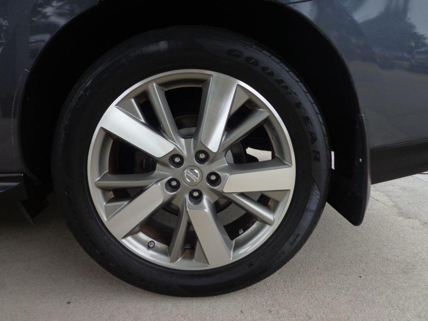2014 GRAY NISSAN PATHFINDER PLATINUM (5N1AR2MMXEC) with an 3.5L engine, Continuously Variable transmission, located at 6610 L St., Omaha, NE, 68117, (402) 731-7800, 41.212872, -96.014702 - 1-OWNER, CLEAN CARFAX, LOW MILEAGE, DUAL SUNROOF, NAV, BACKUP CAM, HEATED/COOLED SEATS, REAR ENTERTAINMENT, NEWER TIRES AND MUCH MORE! *****We have found that most customers do the majority of their shopping online before visiting a dealership. For this reason we feel it necessary to have a co - Photo#10