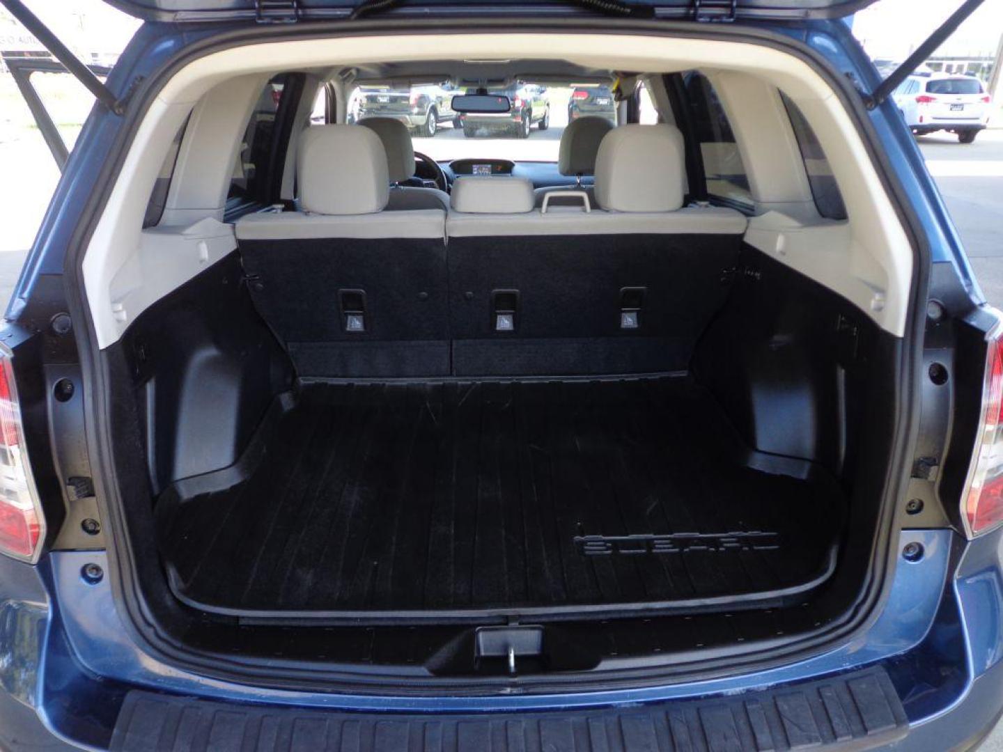 2014 BLUE SUBARU FORESTER 2.5I PREMIUM (JF2SJAEC5EH) with an 2.5L engine, Continuously Variable transmission, located at 6610 L St., Omaha, NE, 68117, (402) 731-7800, 41.212872, -96.014702 - SHARP LOW MILE RUST-FREE PREMIUM WITH LOW MILEAGE, PANORAMIC ROOF AND NEWER TIRES! *****We have found that most customers do the majority of their shopping online before visiting a dealership. For this reason we feel it necessary to have a competitive price on our used vehicles right up front. - Photo#19