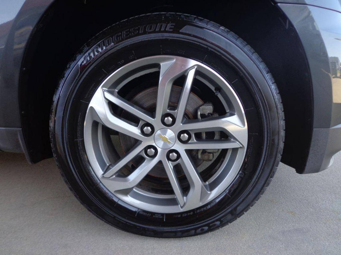 2017 GRAY CHEVROLET EQUINOX PREMIER (2GNFLGE33H6) with an 3.6L engine, Automatic transmission, located at 6610 L St., Omaha, NE, 68117, (402) 731-7800, 41.212872, -96.014702 - THIS VEHICLE HAS A CLEAN TITLE WITH A FREE CARFAX PROVIDED! SHARP LOW MILE PREMIER MODEL WITH A CLEAN CARFAX, HEATED LEATHER, SUNROOF, BLIND SPOT ASSIST, PREMIUM AUDIO AND NEWER TIRES! *****We have found that most customers do the majority of their shopping online before visiting a dealership. - Photo#8