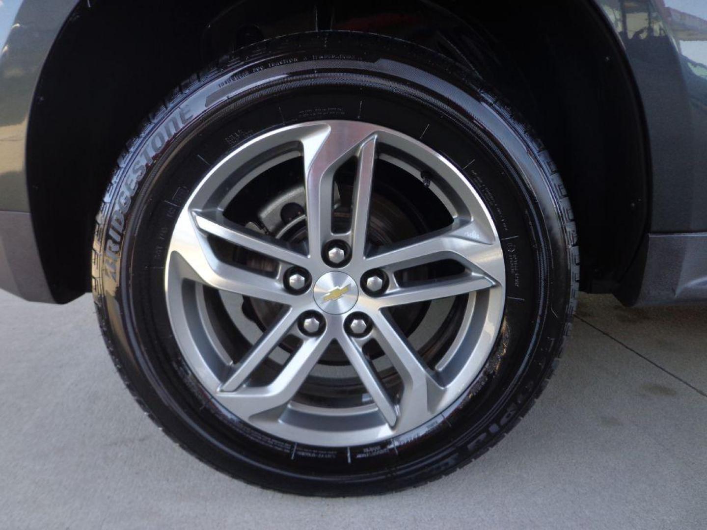 2017 GRAY CHEVROLET EQUINOX PREMIER (2GNFLGE33H6) with an 3.6L engine, Automatic transmission, located at 6610 L St., Omaha, NE, 68117, (402) 731-7800, 41.212872, -96.014702 - THIS VEHICLE HAS A CLEAN TITLE WITH A FREE CARFAX PROVIDED! SHARP LOW MILE PREMIER MODEL WITH A CLEAN CARFAX, HEATED LEATHER, SUNROOF, BLIND SPOT ASSIST, PREMIUM AUDIO AND NEWER TIRES! *****We have found that most customers do the majority of their shopping online before visiting a dealership. - Photo#9