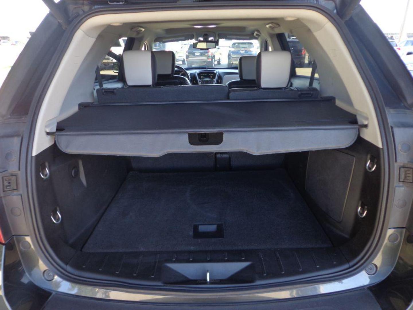 2017 GRAY CHEVROLET EQUINOX PREMIER (2GNFLGE33H6) with an 3.6L engine, Automatic transmission, located at 6610 L St., Omaha, NE, 68117, (402) 731-7800, 41.212872, -96.014702 - THIS VEHICLE HAS A CLEAN TITLE WITH A FREE CARFAX PROVIDED! SHARP LOW MILE PREMIER MODEL WITH A CLEAN CARFAX, HEATED LEATHER, SUNROOF, BLIND SPOT ASSIST, PREMIUM AUDIO AND NEWER TIRES! *****We have found that most customers do the majority of their shopping online before visiting a dealership. - Photo#19