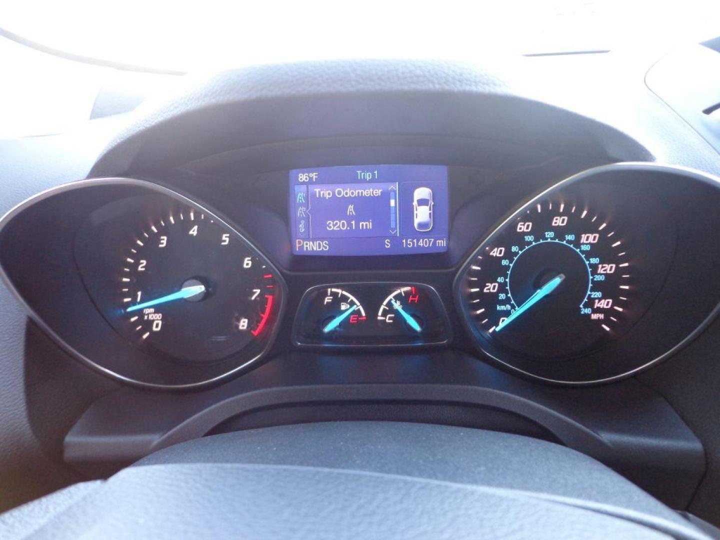2013 RED FORD ESCAPE SE (1FMCU9G9XDU) with an 2.0L engine, Automatic transmission, located at 6610 L St., Omaha, NE, 68117, (402) 731-7800, 41.212872, -96.014702 - FRESH TRADE-IN WITH A CLEAN CARFAX, PRE-INSPECTED READY TO GO! *****We have found that most customers do the majority of their shopping online before visiting a dealership. For this reason we feel it necessary to have a competitive price on our used vehicles right up front. We spend time resear - Photo#17