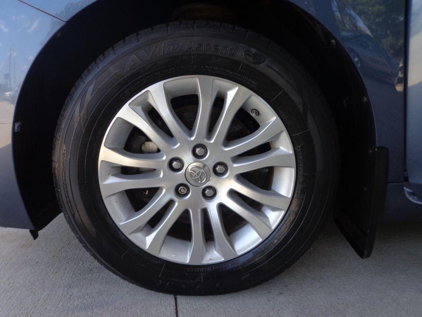 2014 BLUE TOYOTA SIENNA LIMITED (5TDYK3DC7ES) with an 3.5L engine, Automatic transmission, located at 6610 L St., Omaha, NE, 68117, (402) 731-7800, 41.212872, -96.014702 - THIS VEHICLE HAS A CLEAN TITLE WITH A FREE CARFAX PROVIDED! 1-OWNER, CLEAN CARFAX, LOW MILEAGE WITH NEWER TIRES! *****We have found that most customers do the majority of their shopping online before visiting a dealership. For this reason we feel it necessary to have a competitive price on our - Photo#7