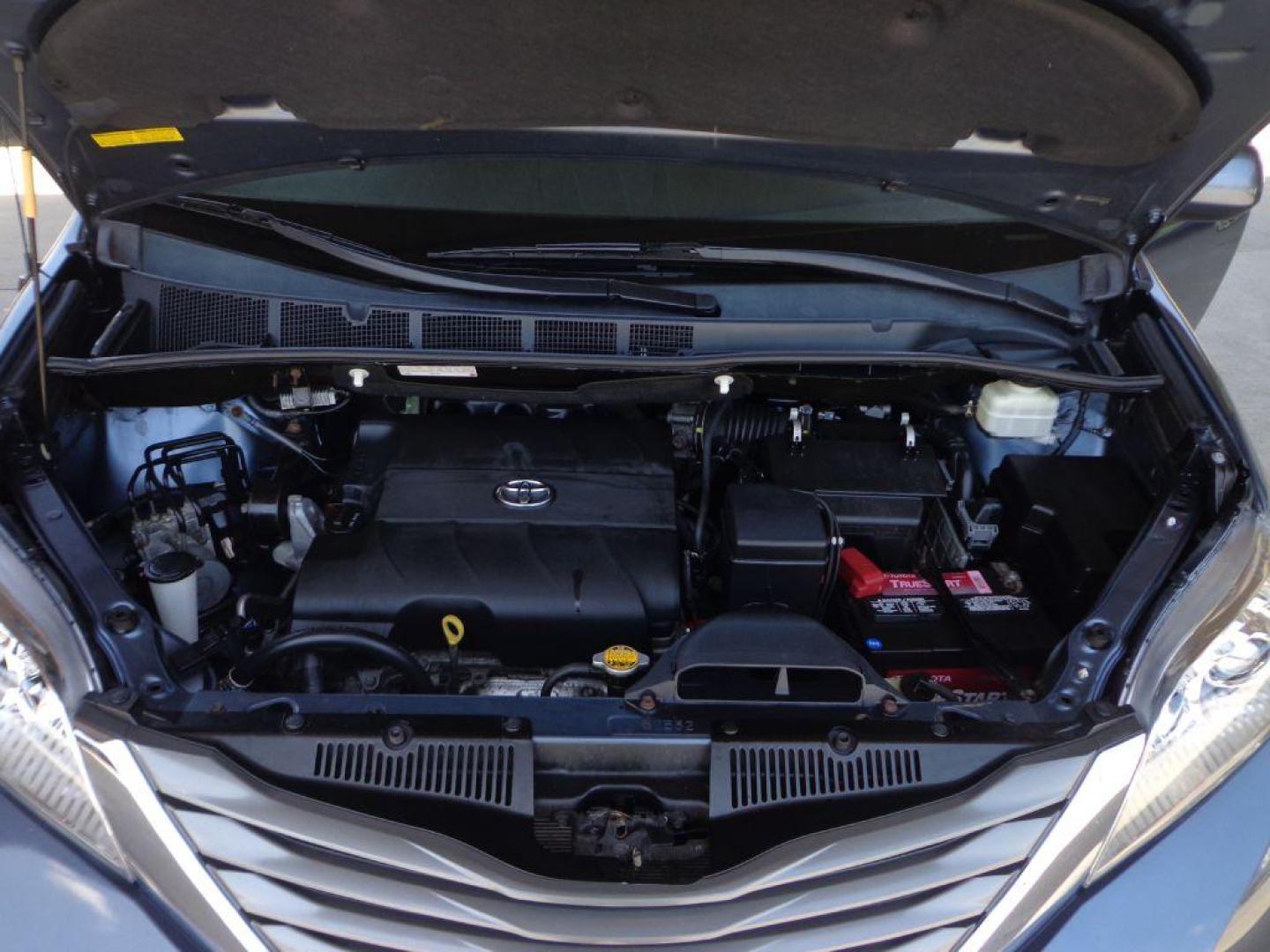 2014 BLUE TOYOTA SIENNA LIMITED (5TDYK3DC7ES) with an 3.5L engine, Automatic transmission, located at 6610 L St., Omaha, NE, 68117, (402) 731-7800, 41.212872, -96.014702 - THIS VEHICLE HAS A CLEAN TITLE WITH A FREE CARFAX PROVIDED! 1-OWNER, CLEAN CARFAX, LOW MILEAGE WITH NEWER TIRES! *****We have found that most customers do the majority of their shopping online before visiting a dealership. For this reason we feel it necessary to have a competitive price on our - Photo#11