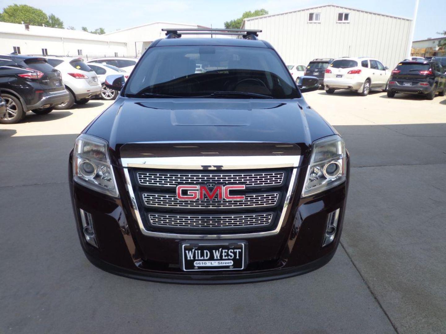 2011 MAROON GMC TERRAIN SLT (2CTFLXEC3B6) with an 2.4L engine, Automatic transmission, located at 6610 L St., Omaha, NE, 68117, (402) 731-7800, 41.212872, -96.014702 - THIS VEHICLE HAS A CLEAN TITLE WITH A FREE CARFAX PROVIDED! 1-OWNER, CLEAN CARFAX, LOW MILEAGE, HEATED LEATHER, SUNROOF AND PREMIUM AUDIO. *****We have found that most customers do the majority of their shopping online before visiting a dealership. For this reason we feel it necessary to have a - Photo#1