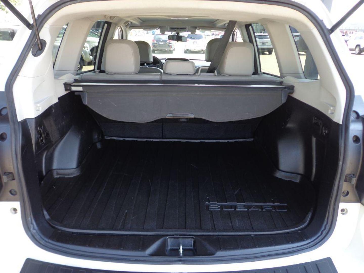 2016 WHITE SUBARU FORESTER 2.5I TOURING (JF2SJAXCXGH) with an 2.5L engine, Continuously Variable transmission, located at 6610 L St., Omaha, NE, 68117, (402) 731-7800, 41.212872, -96.014702 - Photo#19