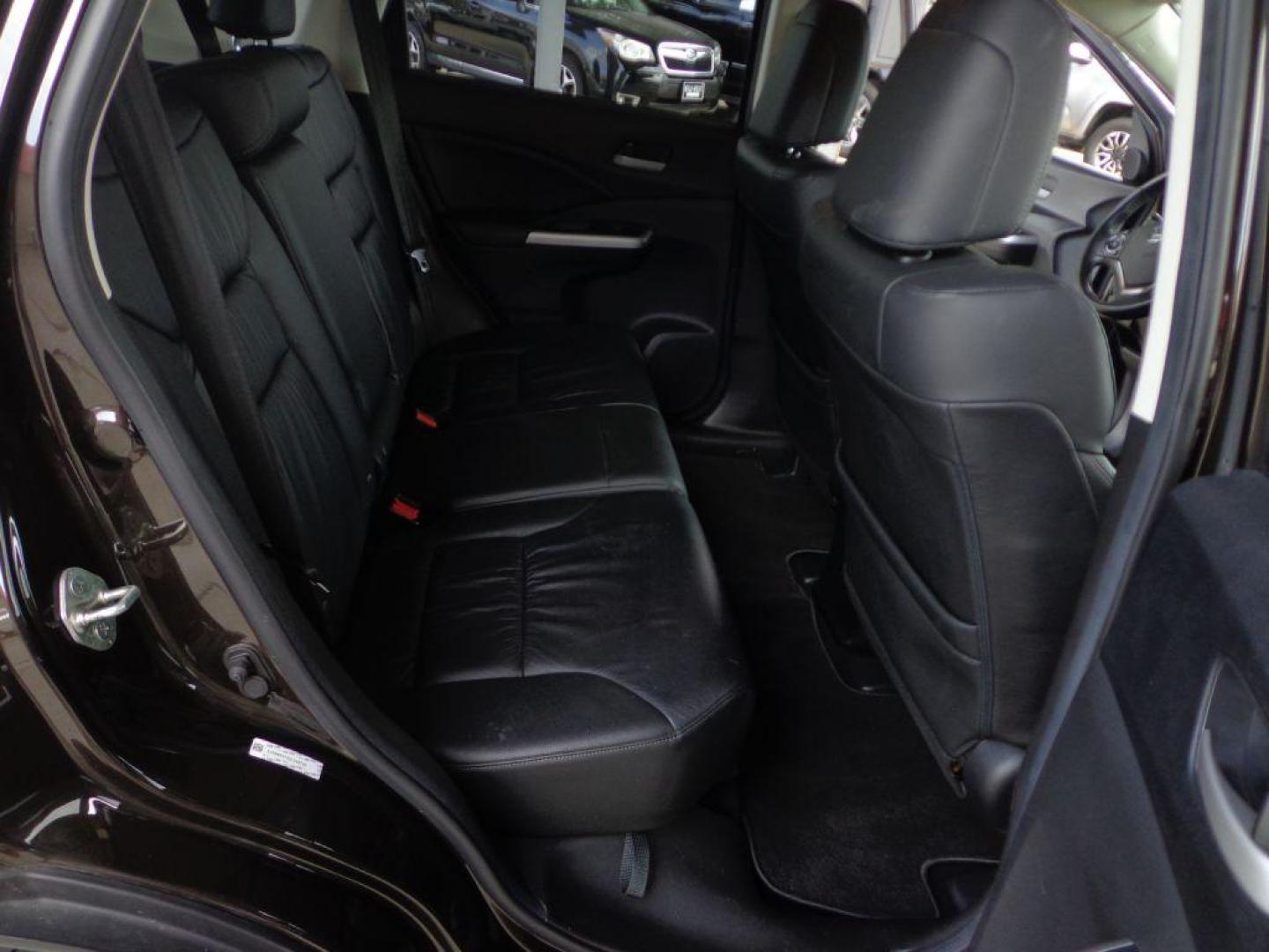 2013 BLACK HONDA CR-V EXL (5J6RM4H74DL) with an 2.4L engine, Automatic transmission, located at 6610 L St., Omaha, NE, 68117, (402) 731-7800, 41.212872, -96.014702 - THIS VEHICLE HAS A CLEAN TITLE WITH A FREE CARFAX PROVIDED! 2-OWNER, CLEAN CARFRAX, LOW MILEAGE WITH NEWER TIRES! *****We have found that most customers do the majority of their shopping online before visiting a dealership. For this reason we feel it necessary to have a competitive price on ou - Photo#19