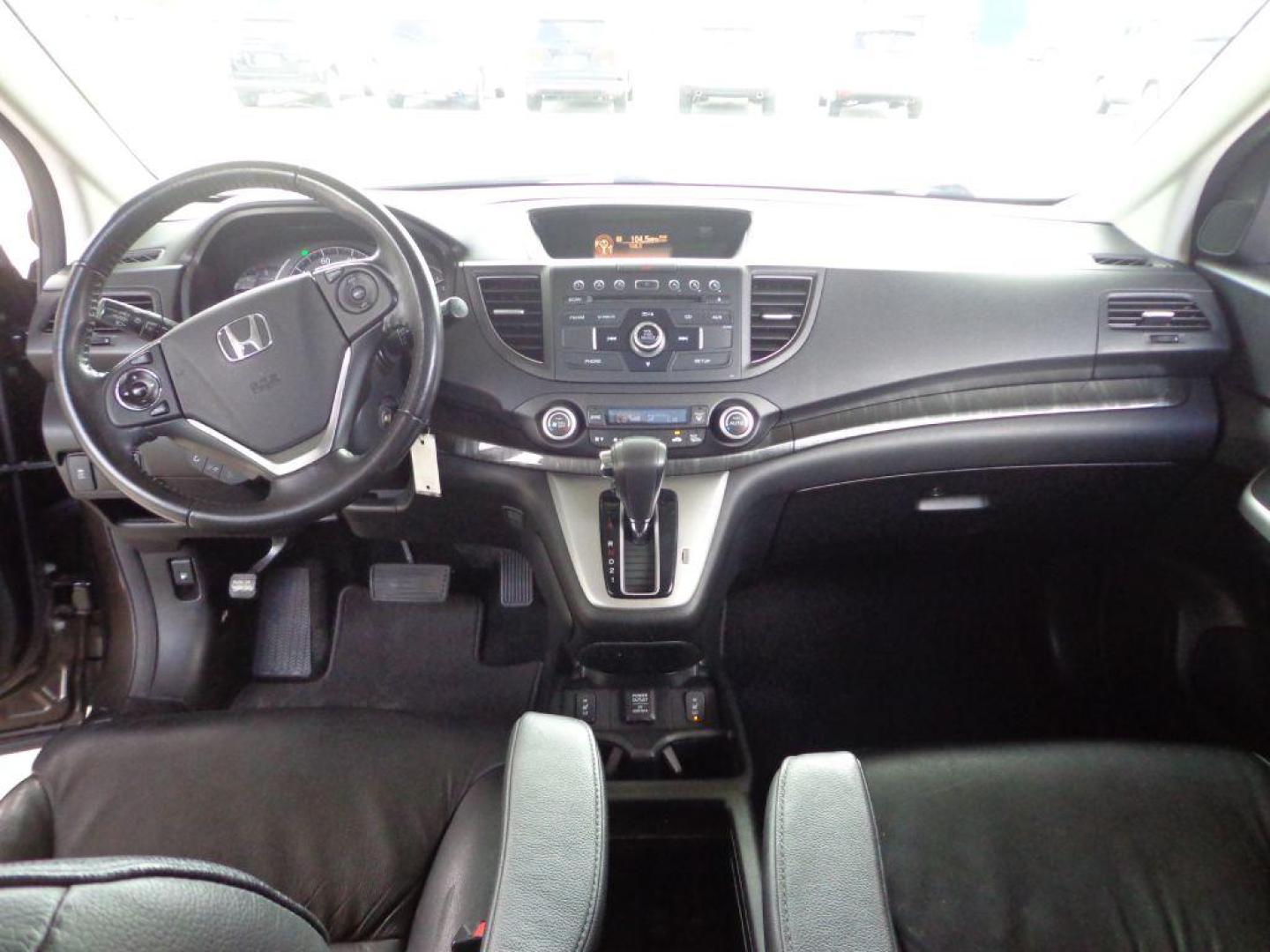2013 BLACK HONDA CR-V EXL (5J6RM4H74DL) with an 2.4L engine, Automatic transmission, located at 6610 L St., Omaha, NE, 68117, (402) 731-7800, 41.212872, -96.014702 - THIS VEHICLE HAS A CLEAN TITLE WITH A FREE CARFAX PROVIDED! 2-OWNER, CLEAN CARFRAX, LOW MILEAGE WITH NEWER TIRES! *****We have found that most customers do the majority of their shopping online before visiting a dealership. For this reason we feel it necessary to have a competitive price on ou - Photo#22