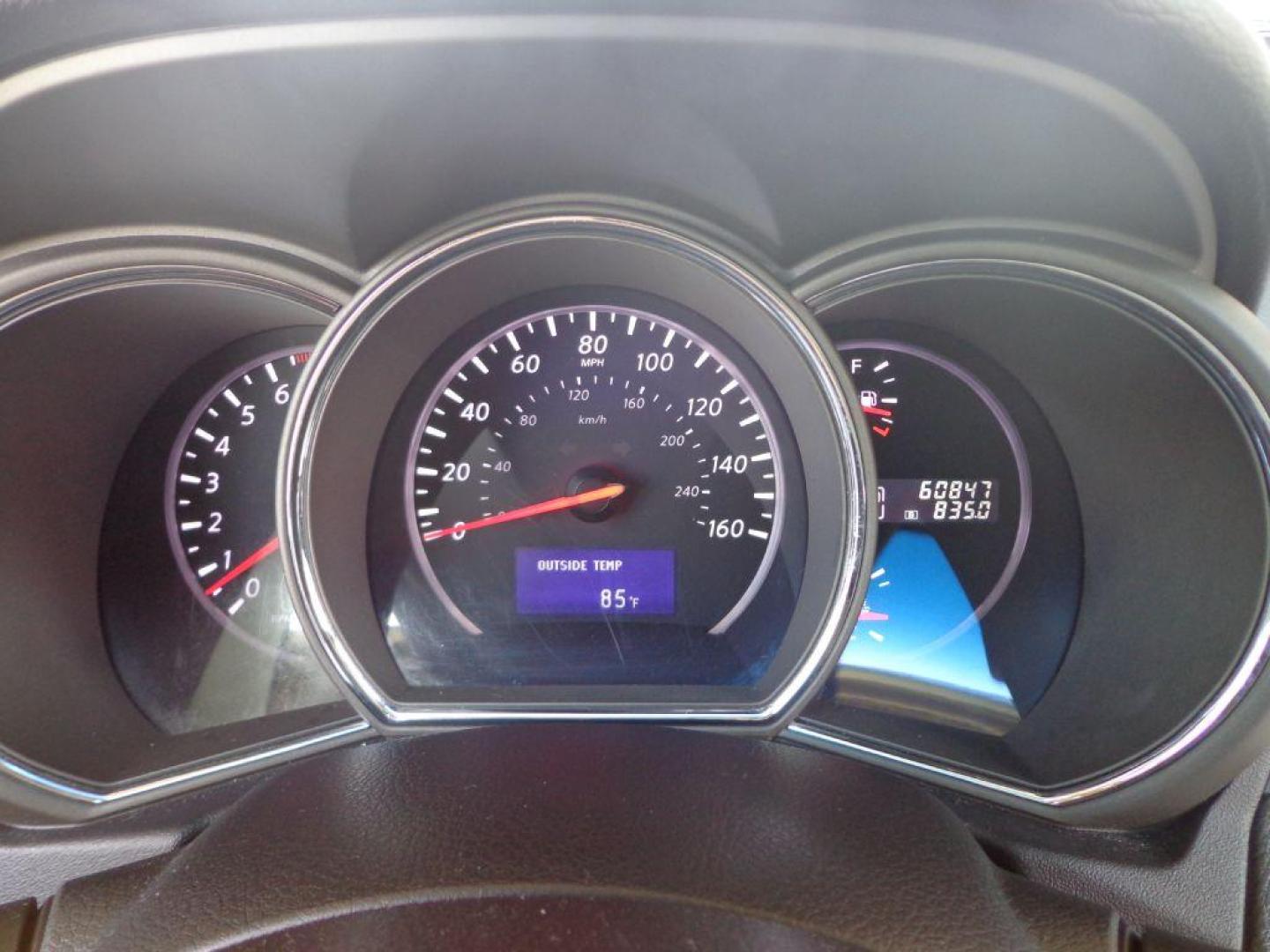 2014 SILVER NISSAN MURANO SL (JN8AZ1MW2EW) with an 3.5L engine, Continuously Variable transmission, located at 6610 L St., Omaha, NE, 68117, (402) 731-7800, 41.212872, -96.014702 - THIS VEHICLE HAS A CLEAN TITLE WITH A FREE CARFAX PROVIDED! 1-OWNER, CLEAN CARFAX, LOW MILEAGE, SUNROOF AND NEWER TIRES! *****We have found that most customers do the majority of their shopping online before visiting a dealership. For this reason we feel it necessary to have a competitive pric - Photo#25