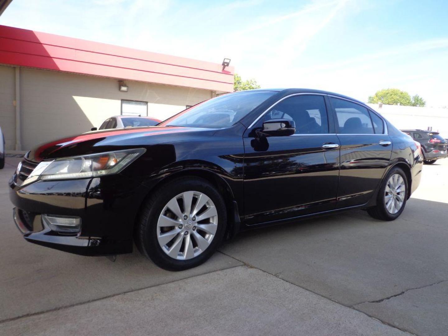 2013 BLACK HONDA ACCORD EXL (1HGCR2F8XDA) with an 2.4L engine, Continuously Variable transmission, located at 6610 L St., Omaha, NE, 68117, (402) 731-7800, 41.212872, -96.014702 - THIS VEHICLE HAS A CLEAN TITLE WITH A FREE CARFAX PROVIDED! 2-OWNER, CLEAN CARFAX, LOW MILEAGE, HEATED LEATHER, NAV, BACKUP CAM, ECO AND NEWER TIRES! *****We have found that most customers do the majority of their shopping online before visiting a dealership. For this reason we feel it necessa - Photo#0