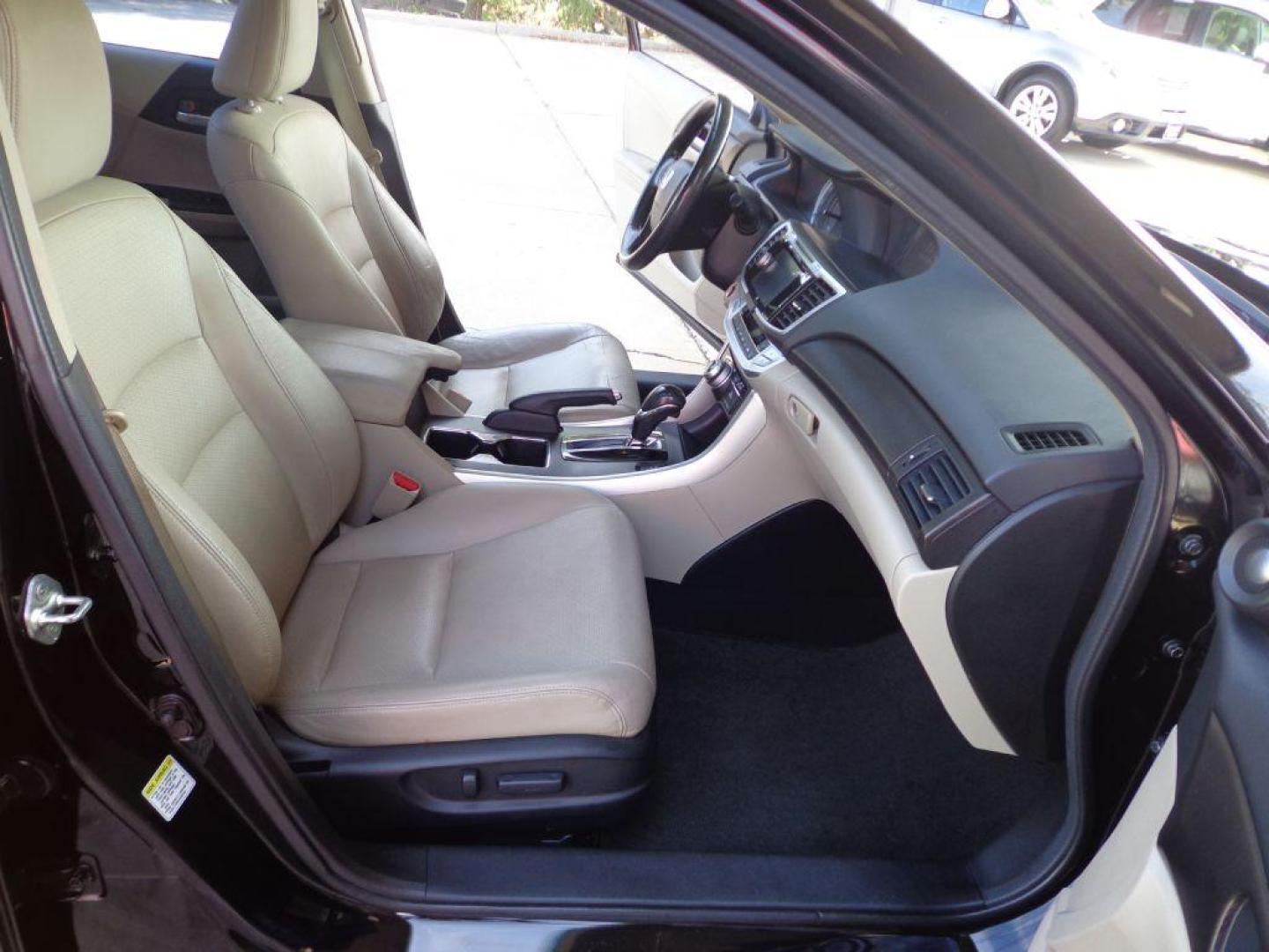 2013 BLACK HONDA ACCORD EXL (1HGCR2F8XDA) with an 2.4L engine, Continuously Variable transmission, located at 6610 L St., Omaha, NE, 68117, (402) 731-7800, 41.212872, -96.014702 - THIS VEHICLE HAS A CLEAN TITLE WITH A FREE CARFAX PROVIDED! 2-OWNER, CLEAN CARFAX, LOW MILEAGE, HEATED LEATHER, NAV, BACKUP CAM, ECO AND NEWER TIRES! *****We have found that most customers do the majority of their shopping online before visiting a dealership. For this reason we feel it necessa - Photo#15