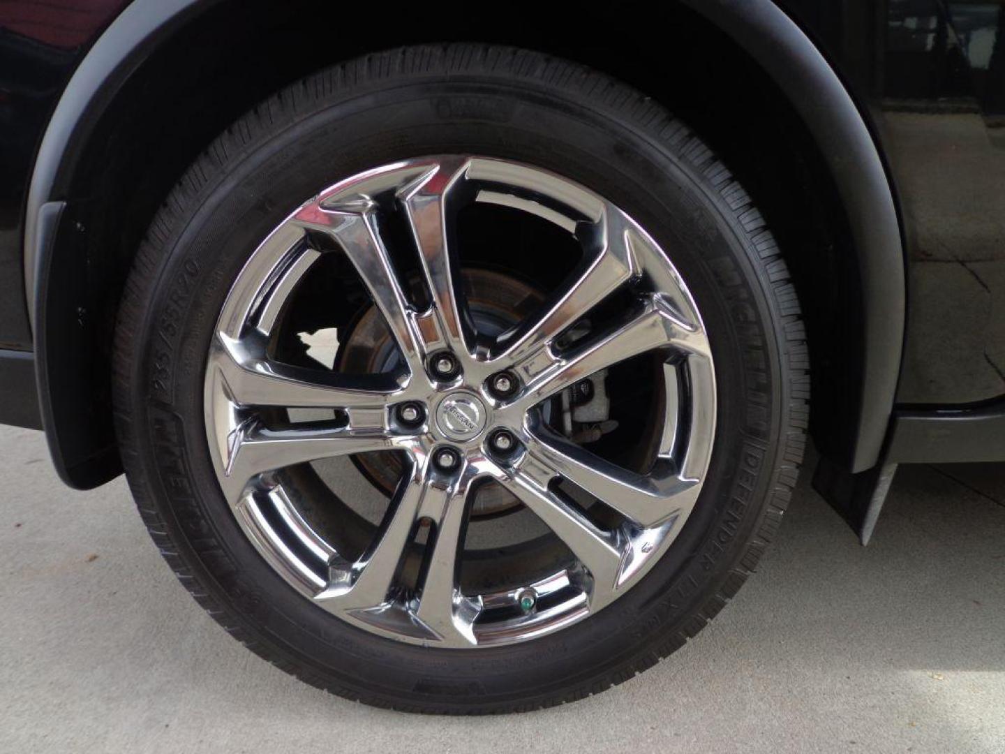 2017 BLACK NISSAN MURANO SL (5N1AZ2MH5HN) with an 3.5L engine, Continuously Variable transmission, located at 6610 L St., Omaha, NE, 68117, (402) 731-7800, 41.212872, -96.014702 - Photo#9