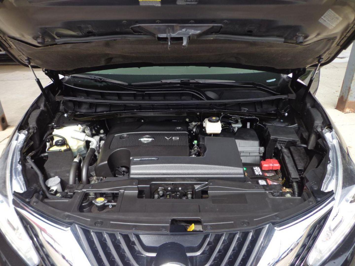 2017 BLACK NISSAN MURANO SL (5N1AZ2MH5HN) with an 3.5L engine, Continuously Variable transmission, located at 6610 L St., Omaha, NE, 68117, (402) 731-7800, 41.212872, -96.014702 - Photo#11