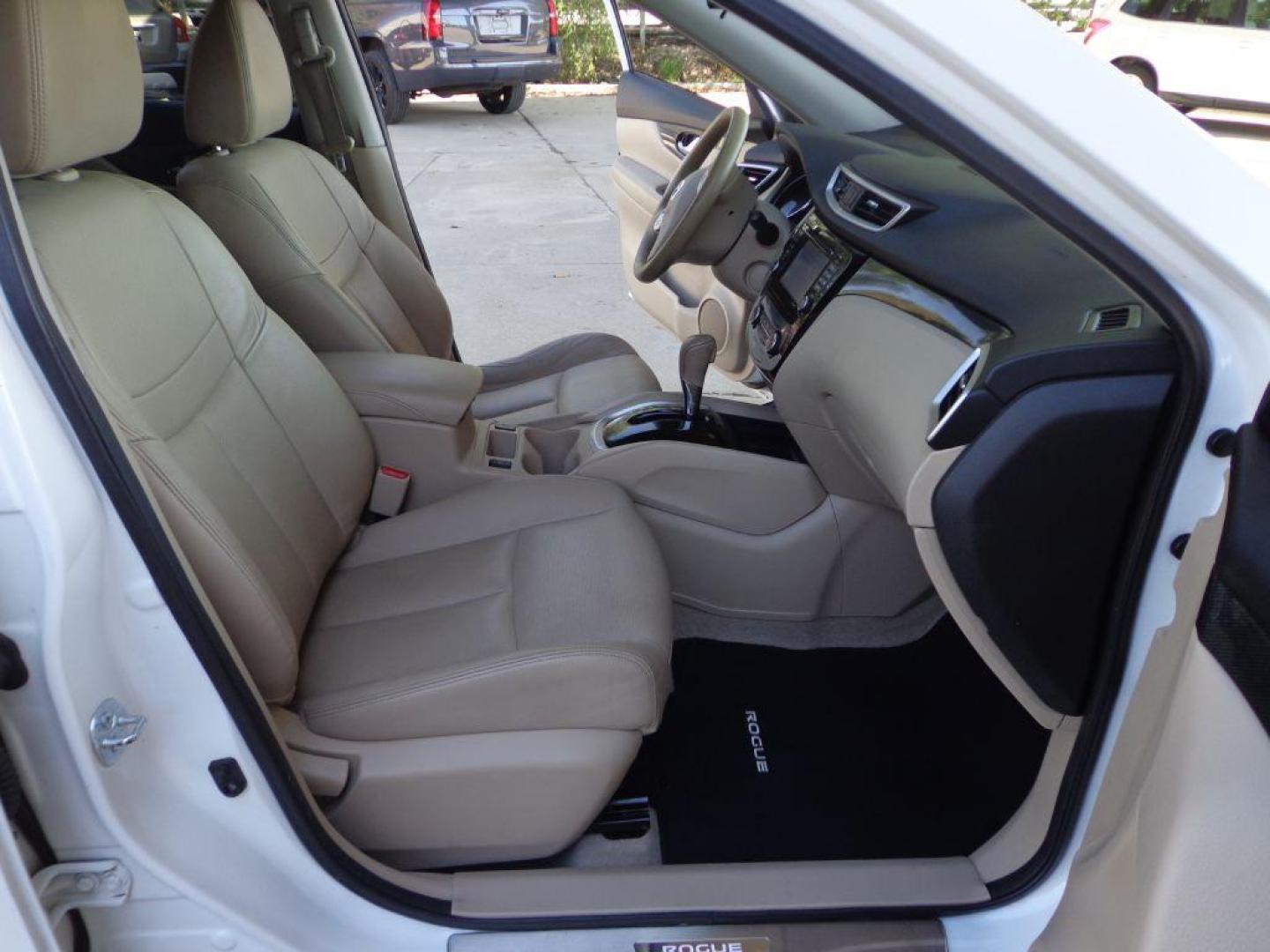 2015 WHITE NISSAN ROGUE SL (5N1AT2MV4FC) with an 2.5L engine, Continuously Variable transmission, located at 6610 L St., Omaha, NE, 68117, (402) 731-7800, 41.212872, -96.014702 - THIS VEHICLE HAS A CLEAN TITLE WITH A FREE CARFAX PROVIDED! 1-OWNER, CLEAN CARFAX, LOW MILEAGE, PANORAMIC ROOF, LED HEADLIGHTS, NAV, BLIND SPOT MONITORING, LANE DEPARTURE WARNING, FRONT COLISION WARNING, MOVING OBJECT DETECTION AND NEWER TIRES! *****We have found that most customers do the m - Photo#14