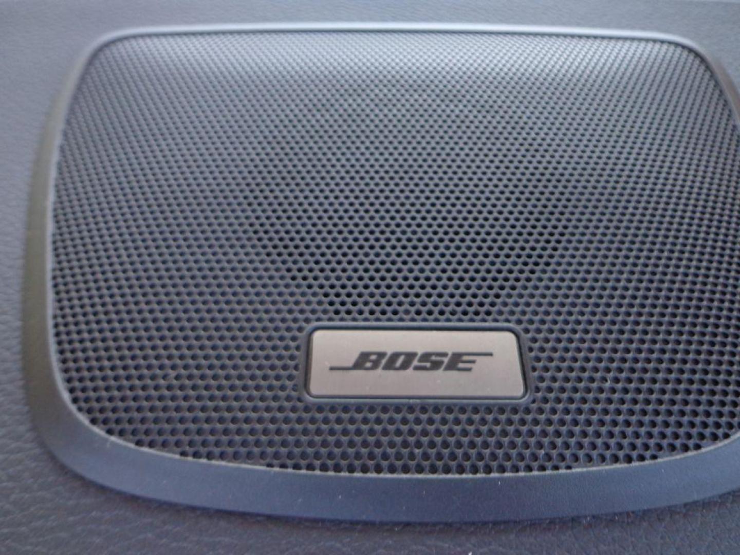 2015 WHITE NISSAN ROGUE SL (5N1AT2MV4FC) with an 2.5L engine, Continuously Variable transmission, located at 6610 L St., Omaha, NE, 68117, (402) 731-7800, 41.212872, -96.014702 - THIS VEHICLE HAS A CLEAN TITLE WITH A FREE CARFAX PROVIDED! 1-OWNER, CLEAN CARFAX, LOW MILEAGE, PANORAMIC ROOF, LED HEADLIGHTS, NAV, BLIND SPOT MONITORING, LANE DEPARTURE WARNING, FRONT COLISION WARNING, MOVING OBJECT DETECTION AND NEWER TIRES! *****We have found that most customers do the m - Photo#25