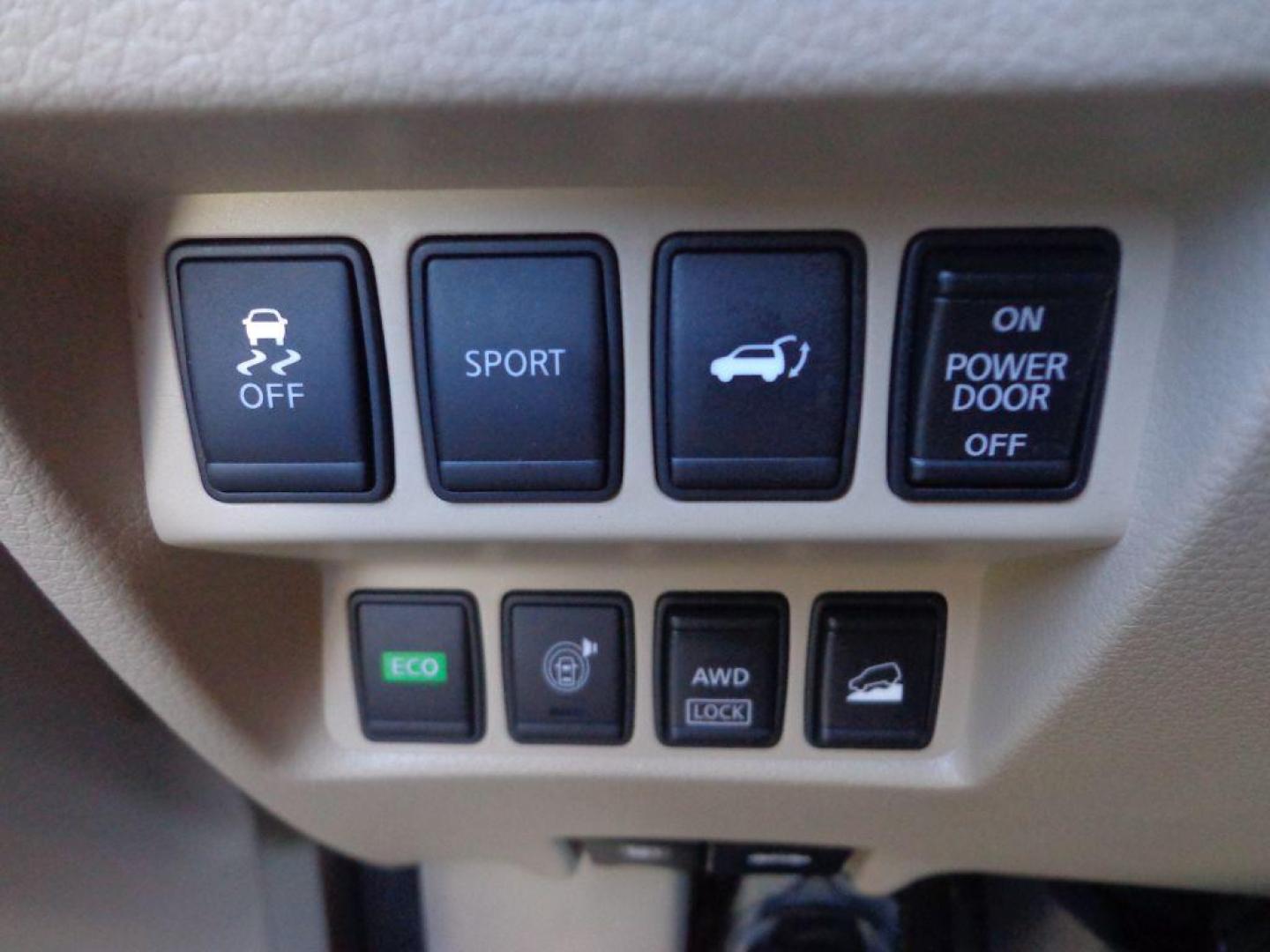 2015 WHITE NISSAN ROGUE SL (5N1AT2MV4FC) with an 2.5L engine, Continuously Variable transmission, located at 6610 L St., Omaha, NE, 68117, (402) 731-7800, 41.212872, -96.014702 - THIS VEHICLE HAS A CLEAN TITLE WITH A FREE CARFAX PROVIDED! 1-OWNER, CLEAN CARFAX, LOW MILEAGE, PANORAMIC ROOF, LED HEADLIGHTS, NAV, BLIND SPOT MONITORING, LANE DEPARTURE WARNING, FRONT COLISION WARNING, MOVING OBJECT DETECTION AND NEWER TIRES! *****We have found that most customers do the m - Photo#26