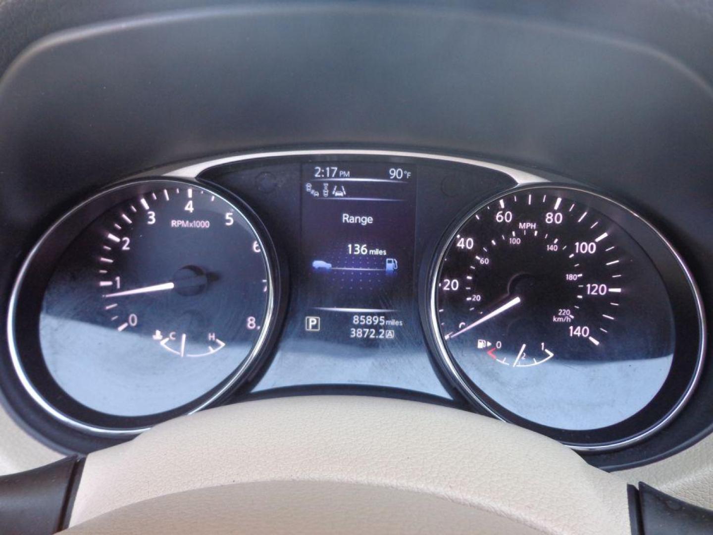 2015 WHITE NISSAN ROGUE SL (5N1AT2MV4FC) with an 2.5L engine, Continuously Variable transmission, located at 6610 L St., Omaha, NE, 68117, (402) 731-7800, 41.212872, -96.014702 - THIS VEHICLE HAS A CLEAN TITLE WITH A FREE CARFAX PROVIDED! 1-OWNER, CLEAN CARFAX, LOW MILEAGE, PANORAMIC ROOF, LED HEADLIGHTS, NAV, BLIND SPOT MONITORING, LANE DEPARTURE WARNING, FRONT COLISION WARNING, MOVING OBJECT DETECTION AND NEWER TIRES! *****We have found that most customers do the m - Photo#27