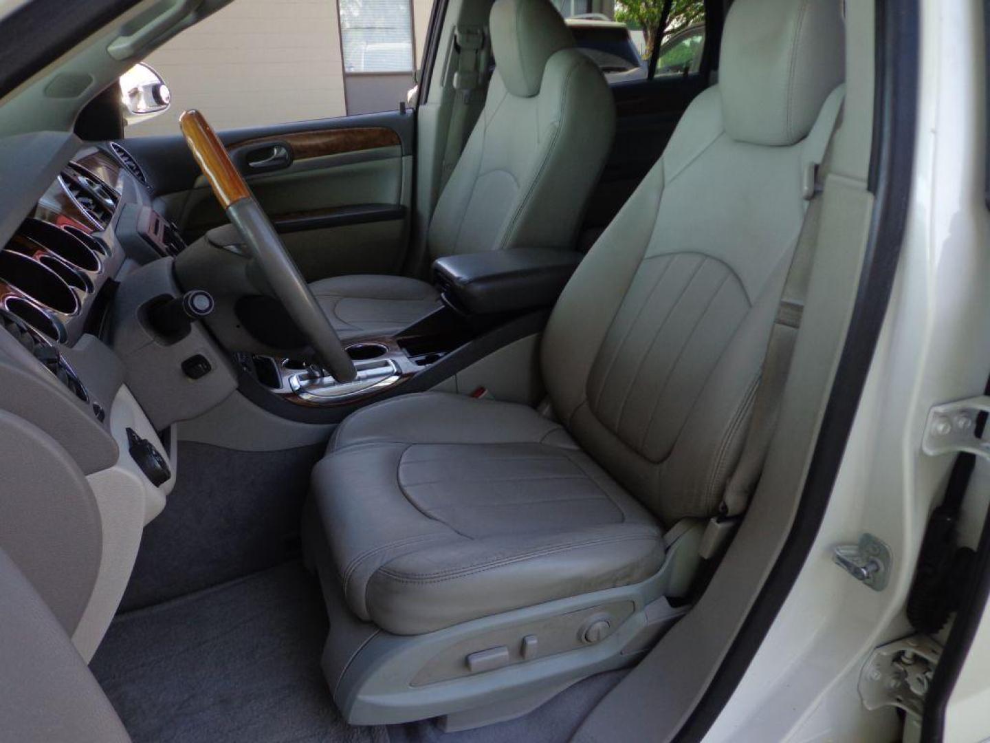2012 WHITE BUICK ENCLAVE PREMIUM (5GAKVDED0CJ) with an 3.6L engine, Automatic transmission, located at 6610 L St., Omaha, NE, 68117, (402) 731-7800, 41.212872, -96.014702 - THIS VEHICLE HAS A CLEAN TITLE WITH A FREE CARFAX PROVIDED! 2-OWNER, CLEAN CARFAX, LOW MILEAGE, LOADED WITH ALL OPTIONS AND NEWER TIRES! *****We have found that most customers do the majority of their shopping online before visiting a dealership. For this reason we feel it necessary to have a co - Photo#13