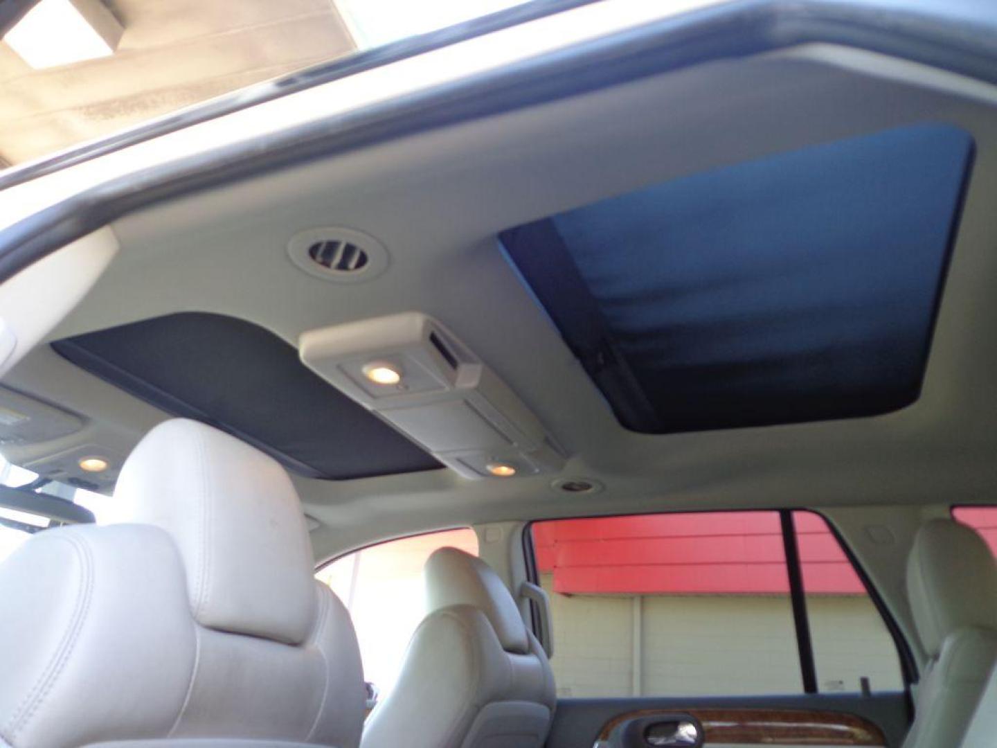 2012 WHITE BUICK ENCLAVE PREMIUM (5GAKVDED0CJ) with an 3.6L engine, Automatic transmission, located at 6610 L St., Omaha, NE, 68117, (402) 731-7800, 41.212872, -96.014702 - THIS VEHICLE HAS A CLEAN TITLE WITH A FREE CARFAX PROVIDED! 2-OWNER, CLEAN CARFAX, LOW MILEAGE, LOADED WITH ALL OPTIONS AND NEWER TIRES! *****We have found that most customers do the majority of their shopping online before visiting a dealership. For this reason we feel it necessary to have a co - Photo#22