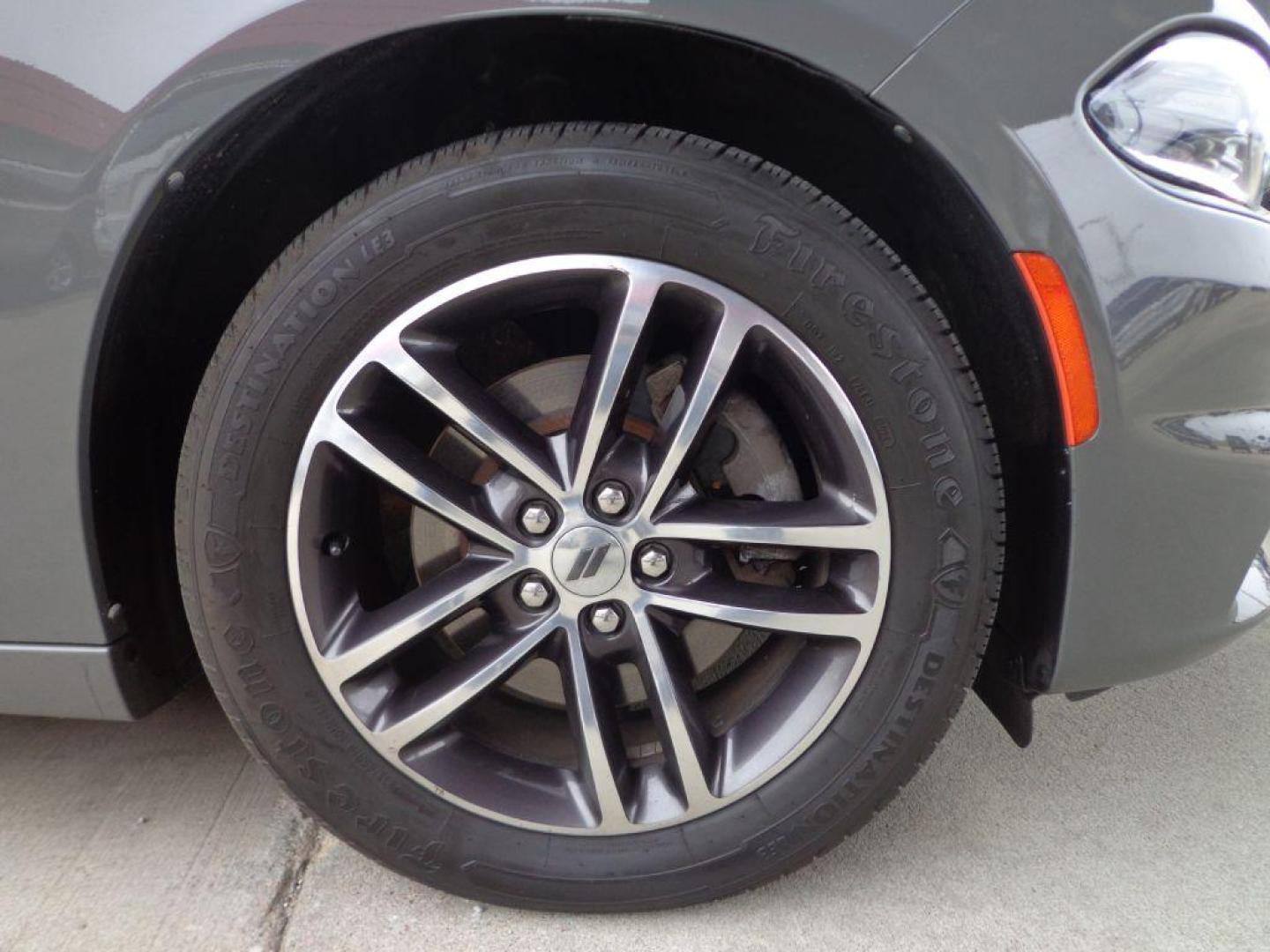 2018 GRAY DODGE CHARGER GT (2C3CDXJG3JH) with an 3.6L engine, Automatic transmission, located at 6610 L St., Omaha, NE, 68117, (402) 731-7800, 41.212872, -96.014702 - THIS VEHICLE HAS A CLEAN TITLE WITH A FREE CARFAX PROVIDED! 2-OWNER, CLEAN CARFAX, LOW MILEAGE, BLIND SPOT/CROSS PATH DETECTION, HID HEADLIGHTS, HEATED/COOLED SEATS, NAVIGATION, GT PERFORMANCE PACKAGE, SUNROOF, BEATS AUDIO AND NEWER TIRES! *****We have found that most customers do the majority - Photo#8