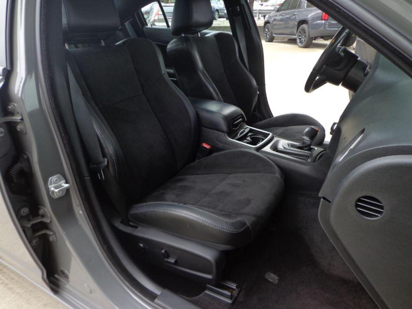 2018 GRAY DODGE CHARGER GT (2C3CDXJG3JH) with an 3.6L engine, Automatic transmission, located at 6610 L St., Omaha, NE, 68117, (402) 731-7800, 41.212872, -96.014702 - THIS VEHICLE HAS A CLEAN TITLE WITH A FREE CARFAX PROVIDED! 2-OWNER, CLEAN CARFAX, LOW MILEAGE, BLIND SPOT/CROSS PATH DETECTION, HID HEADLIGHTS, HEATED/COOLED SEATS, NAVIGATION, GT PERFORMANCE PACKAGE, SUNROOF, BEATS AUDIO AND NEWER TIRES! *****We have found that most customers do the majority - Photo#16