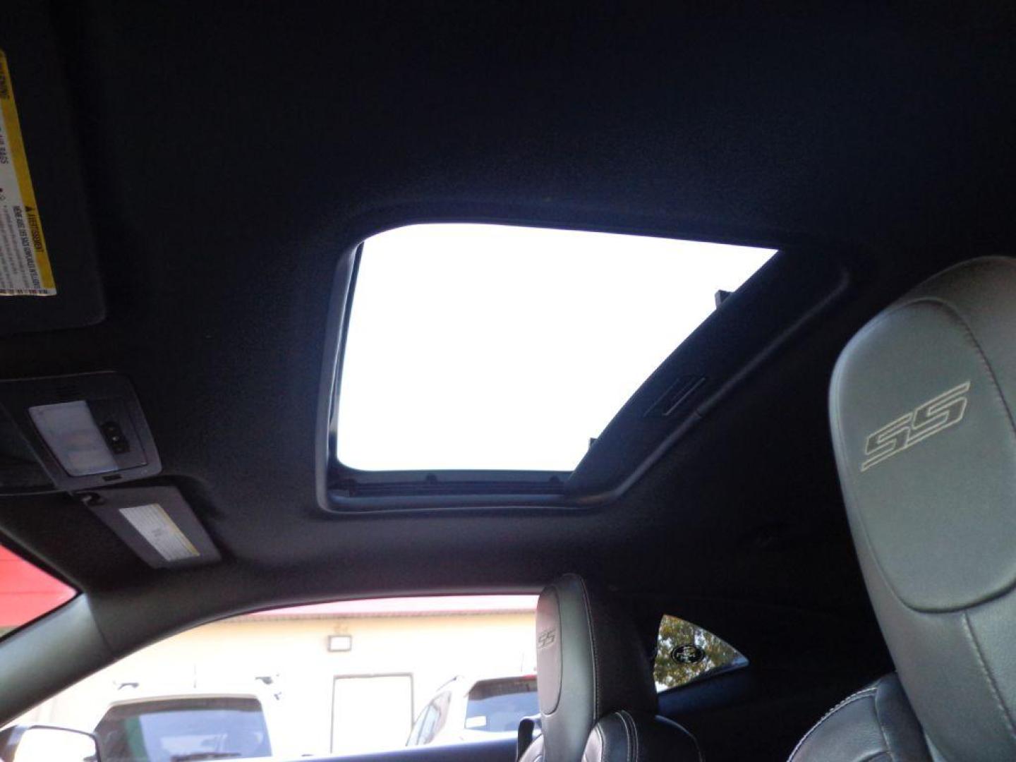 2013 BLACK CHEVROLET CAMARO 2SS (2G1FT1EW7D9) with an 6.2L engine, 6-Speed Manual transmission, located at 6610 L St., Omaha, NE, 68117, (402) 731-7800, 41.212872, -96.014702 - Photo#18